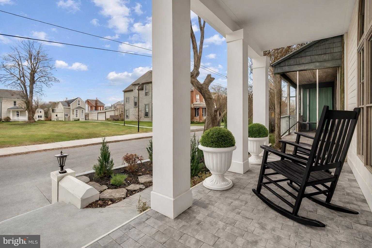 32 Mayflower St photo 33