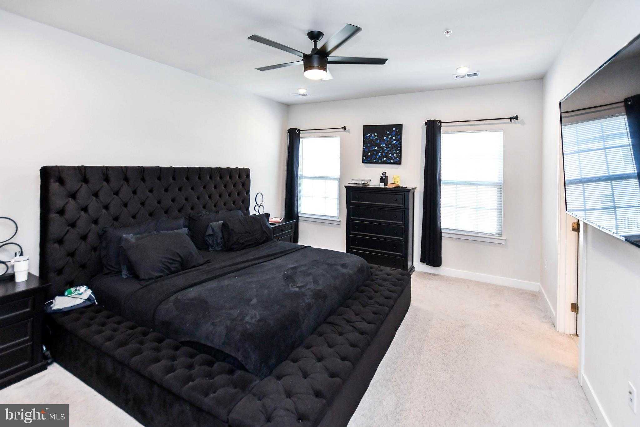 9018 Armstrong Ln photo 16