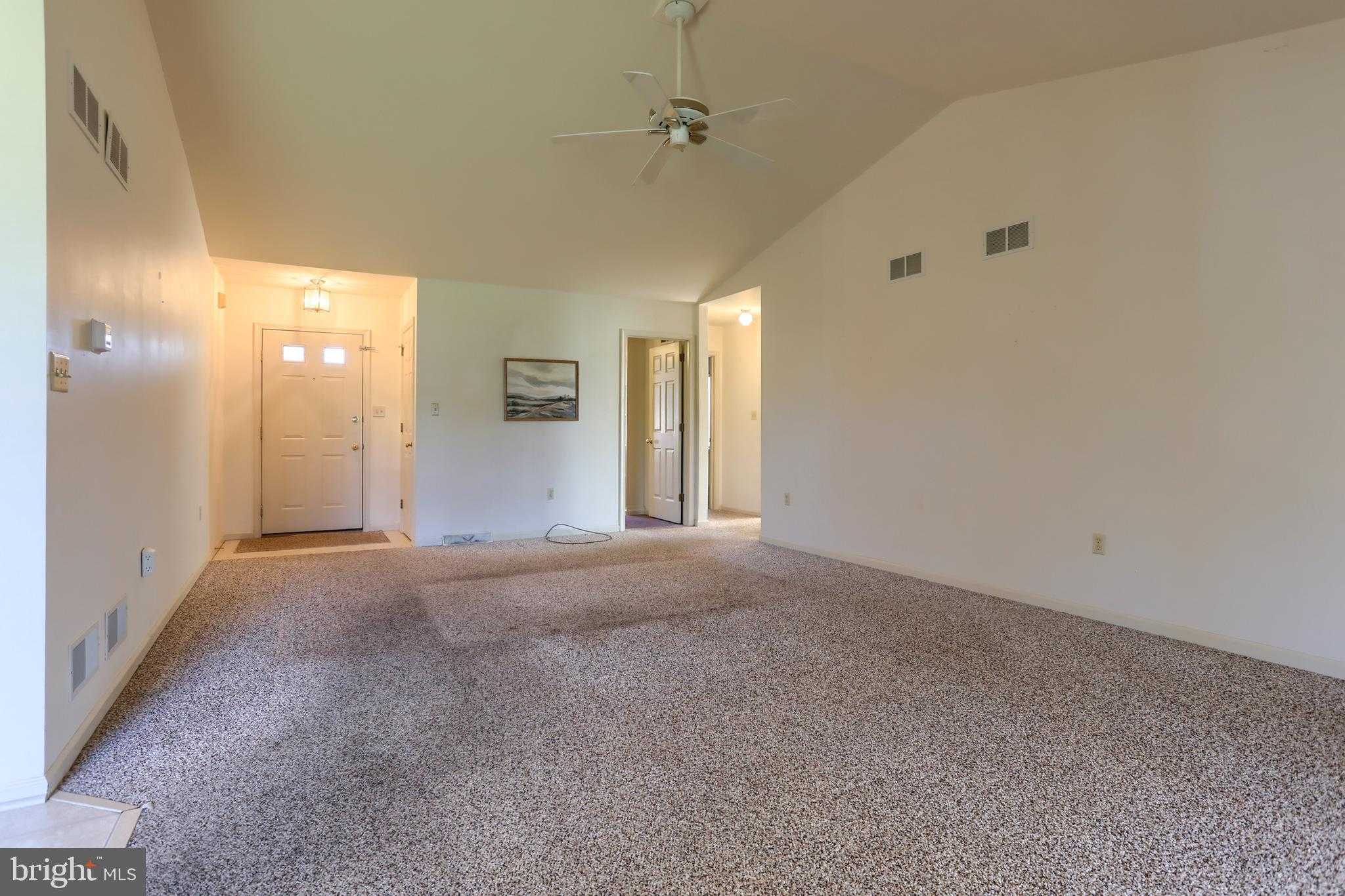 19 Springhouse Dr photo 8