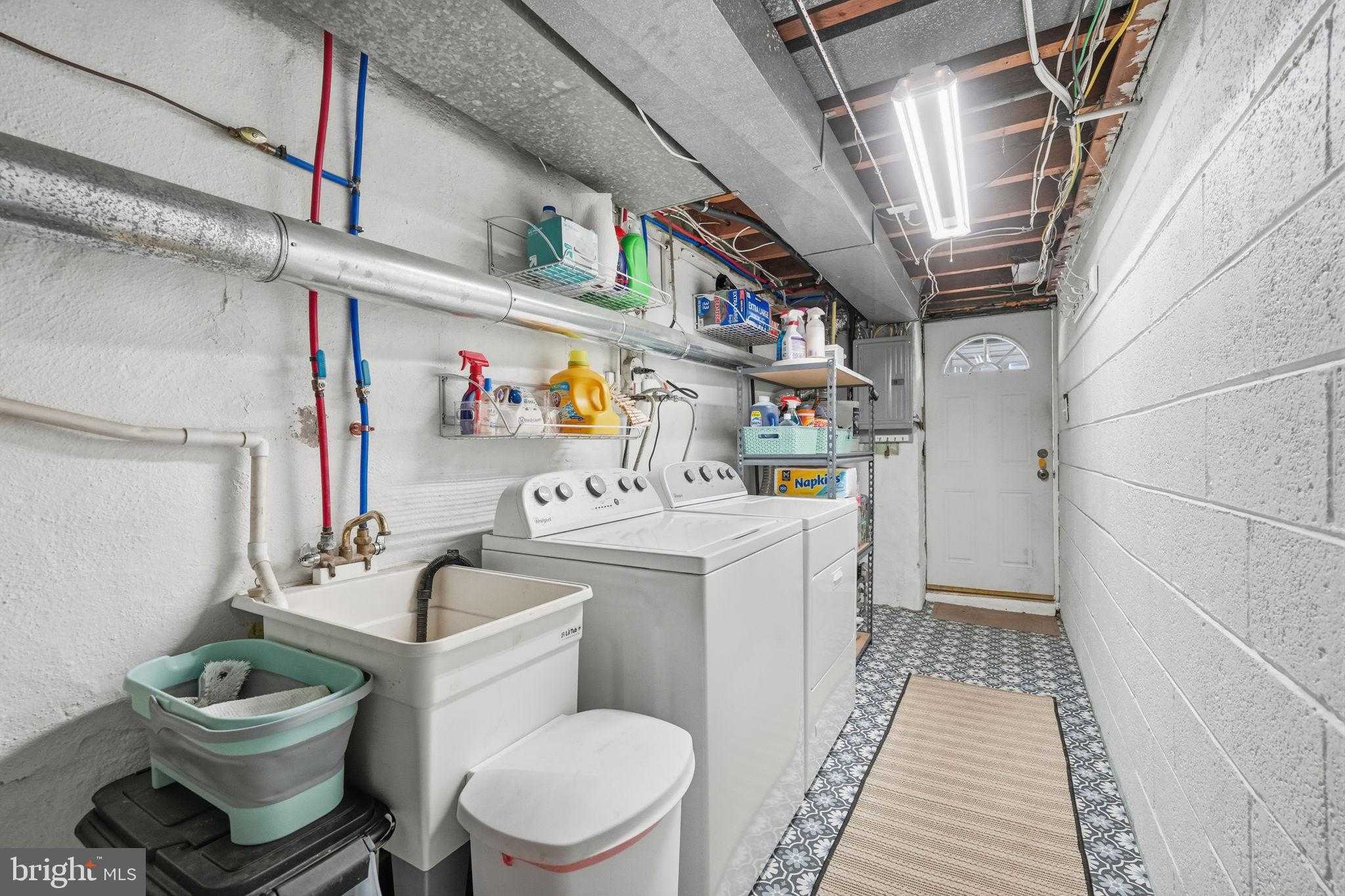 3252 Fordham Rd photo 25