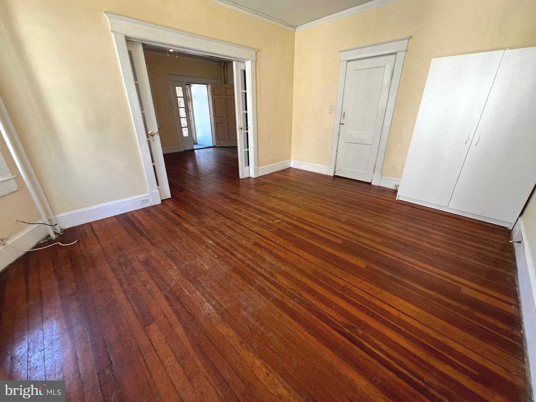 2817 Goodwood Rd photo 13