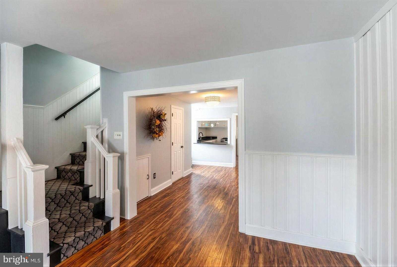 328 Church St photo 13