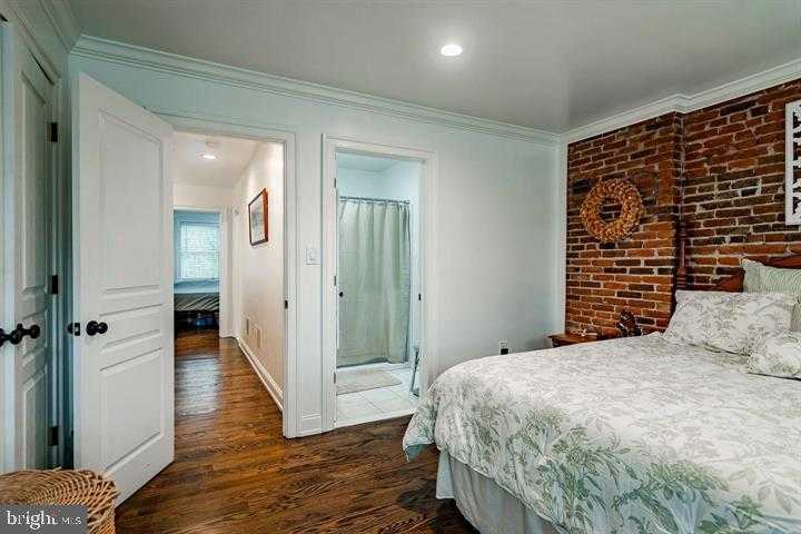 126 N Wayne St photo 7