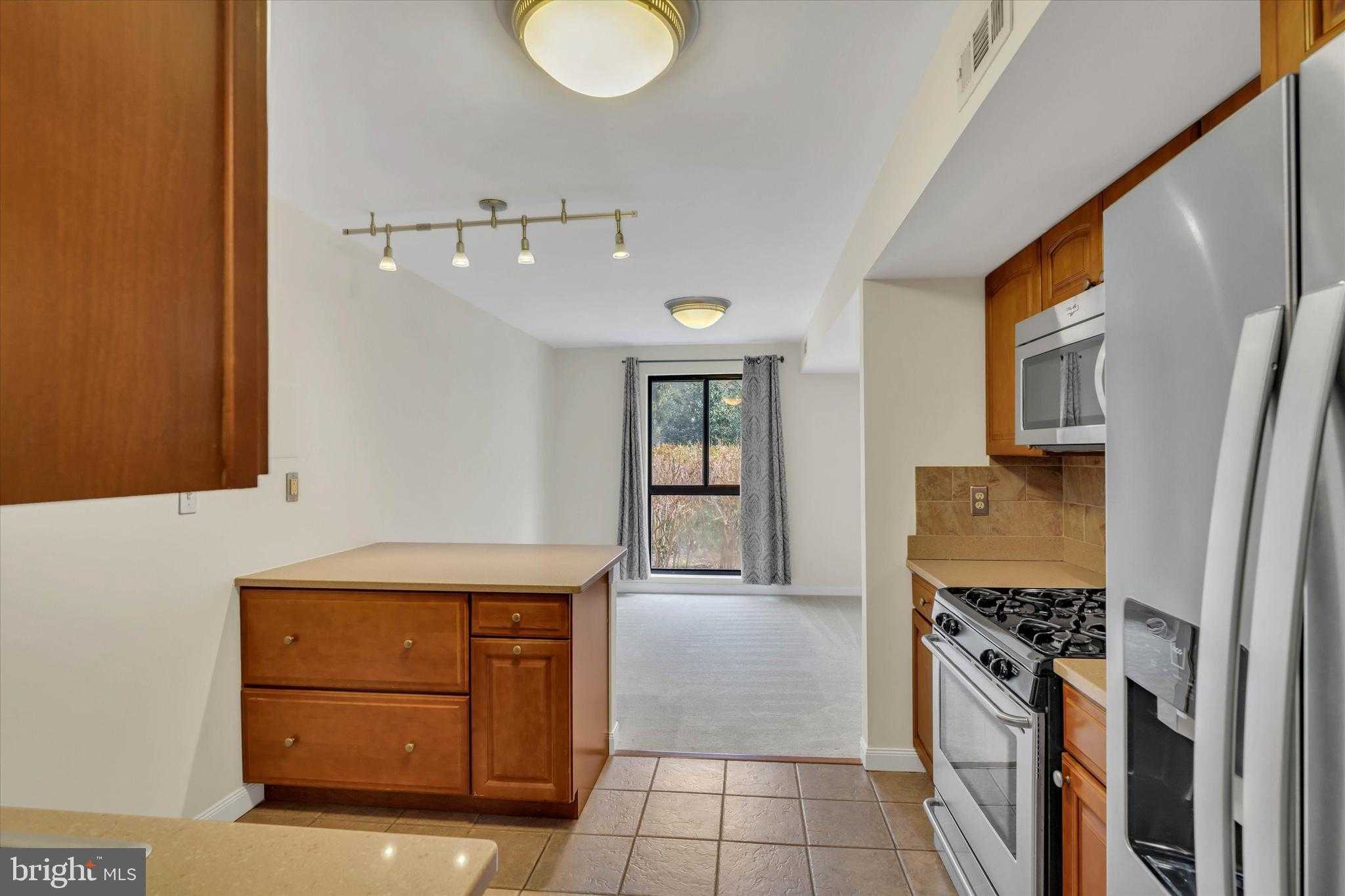 2044 Royal Fern CT Apt 1a photo 15