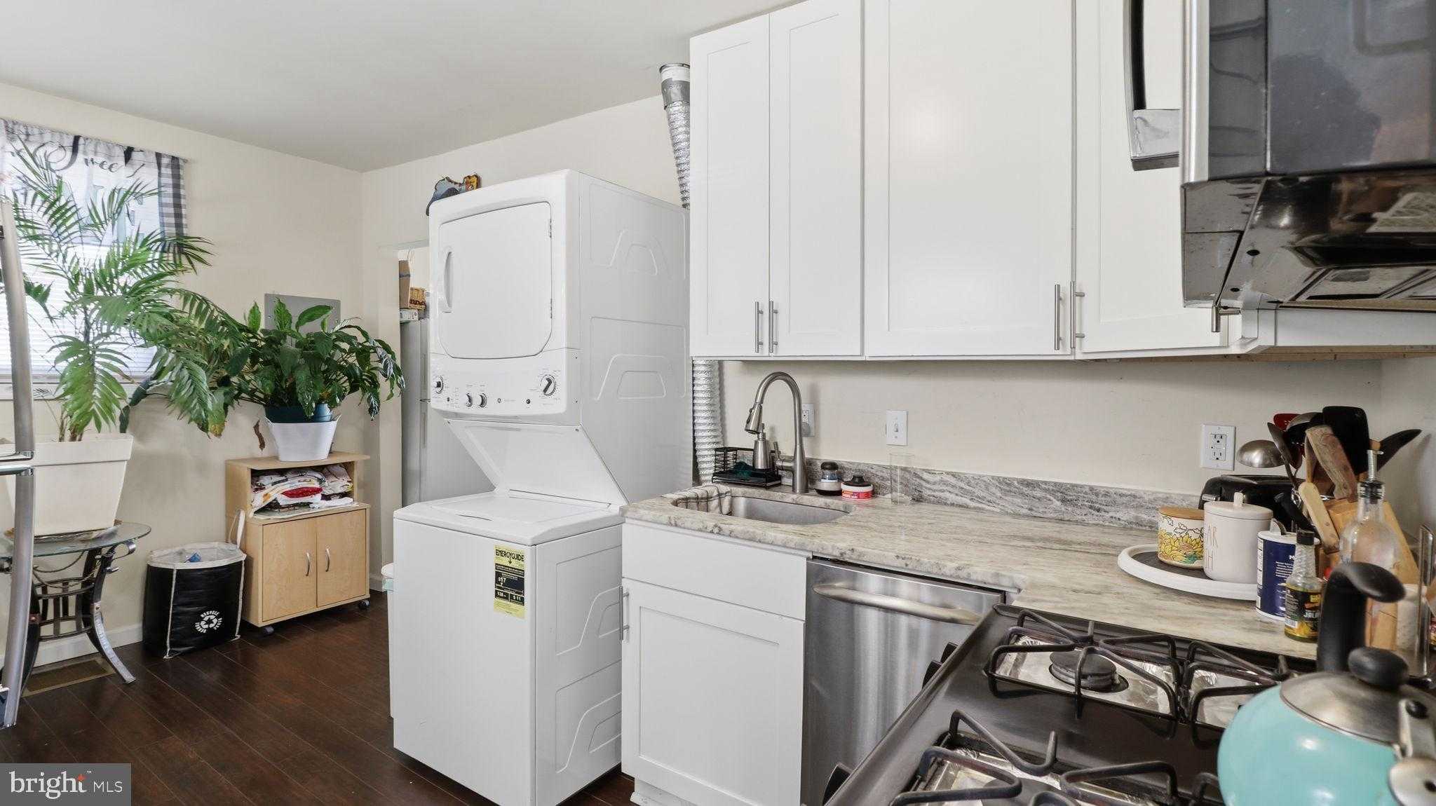 6404 Oliver St photo 13