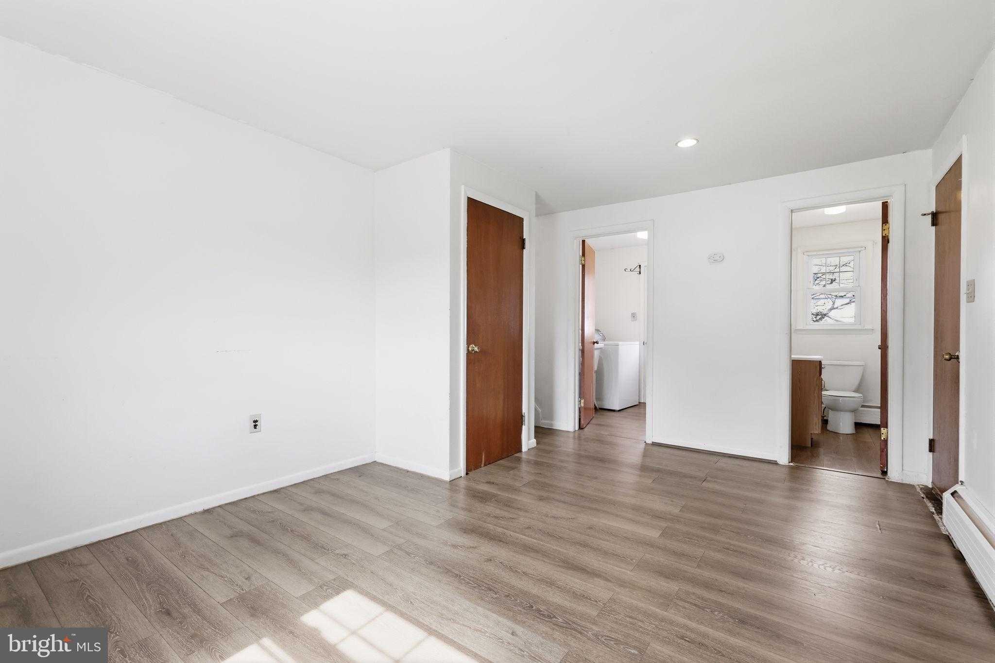 739 Henry Dr photo 26