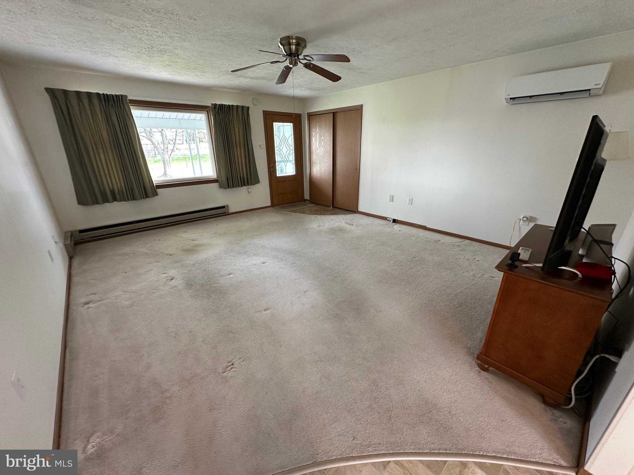 220 E Simpson St photo 4