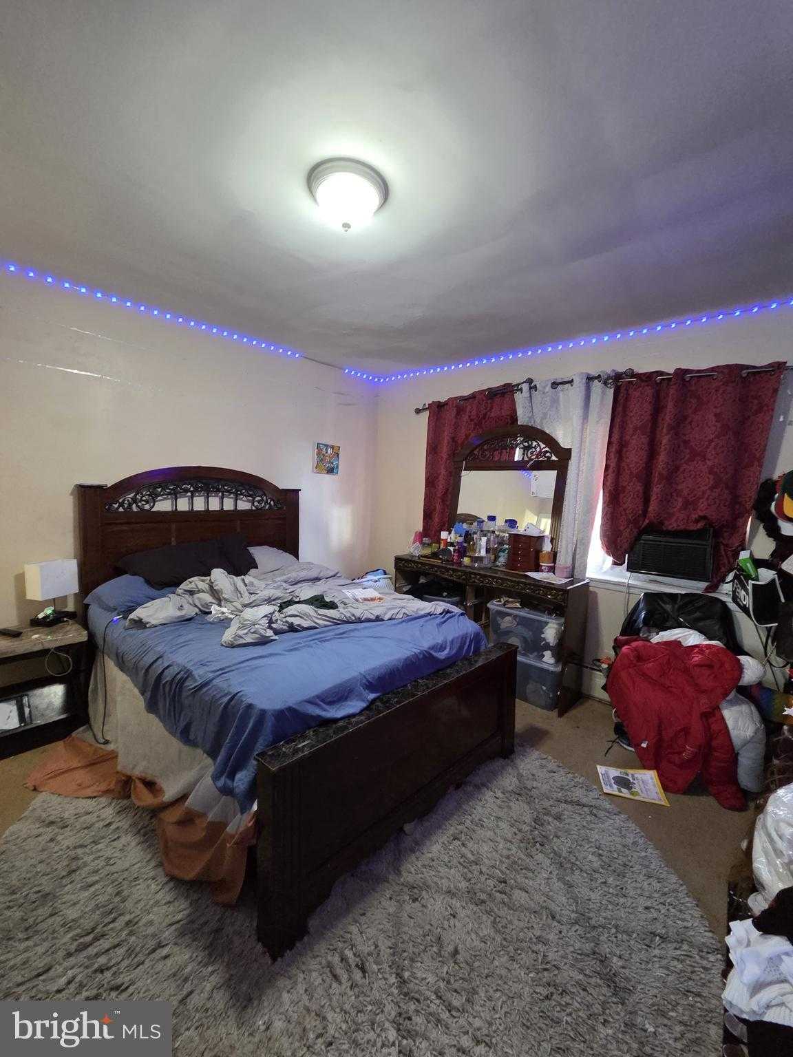 627 Macdade Blvd photo 10