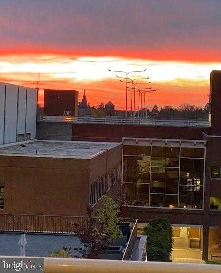 101 N Queen St Ste 404 photo 29