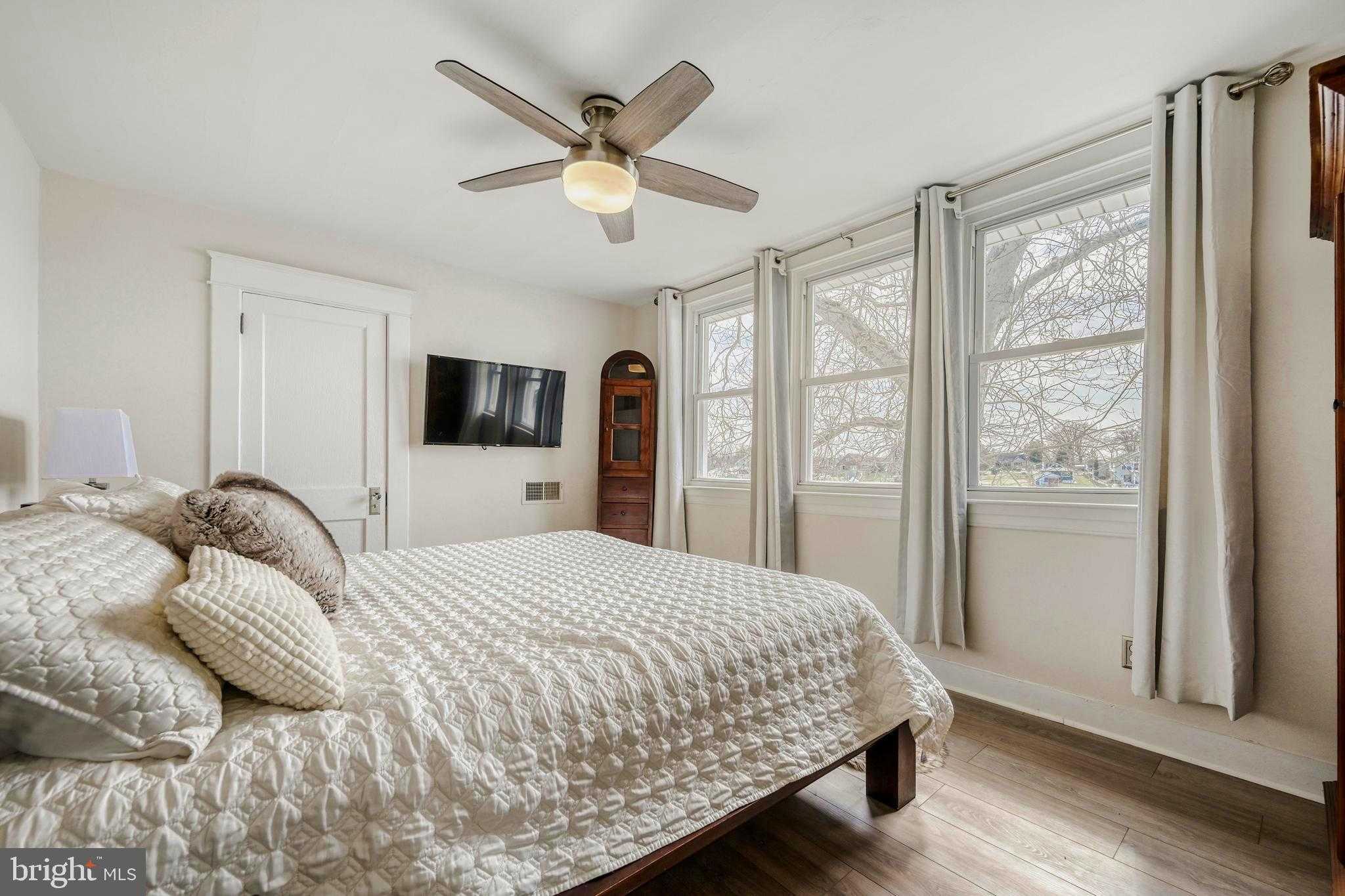 2634 Masseth Ave photo 28