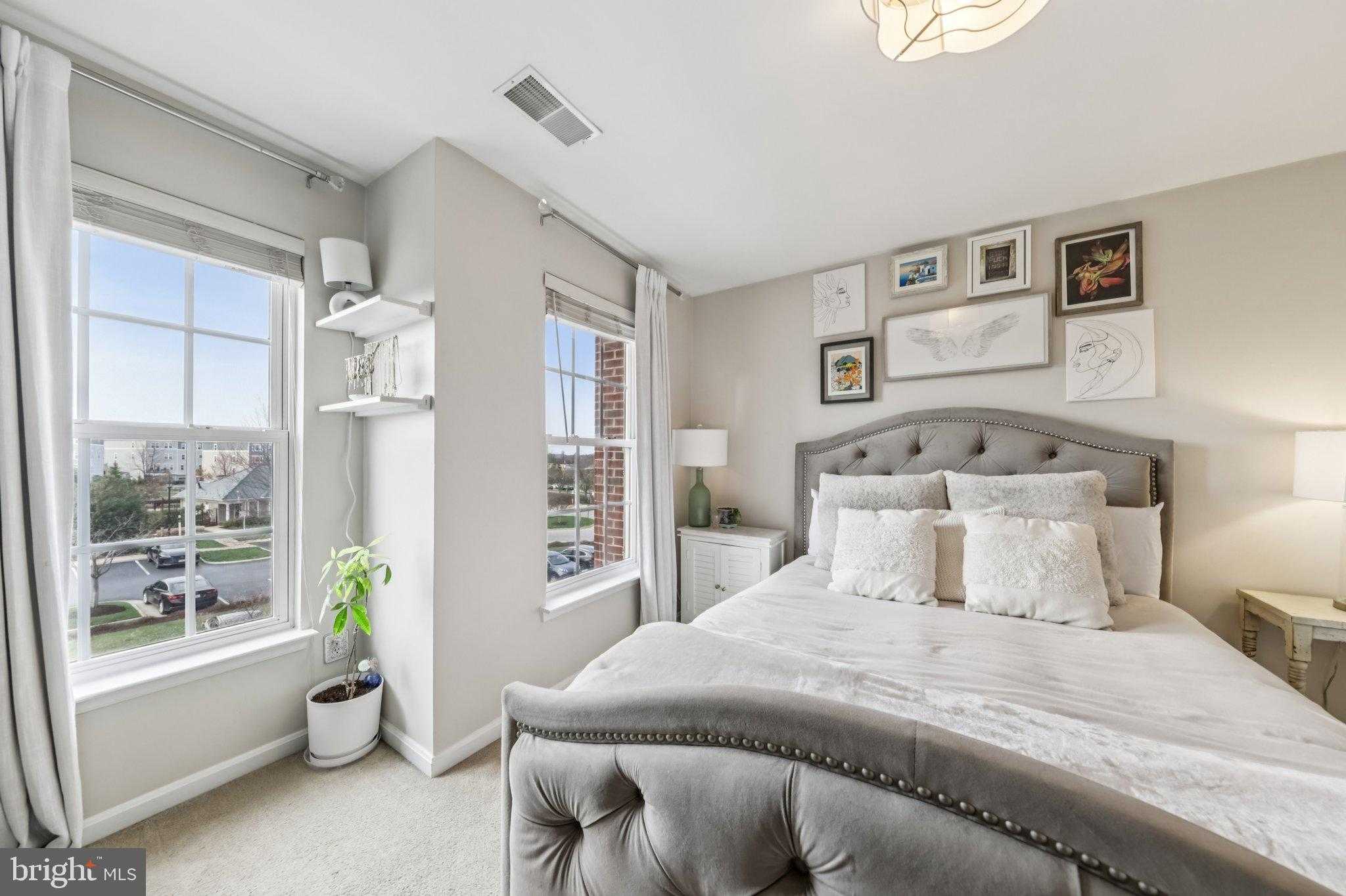 24616 Nettle Mill Sq photo 41