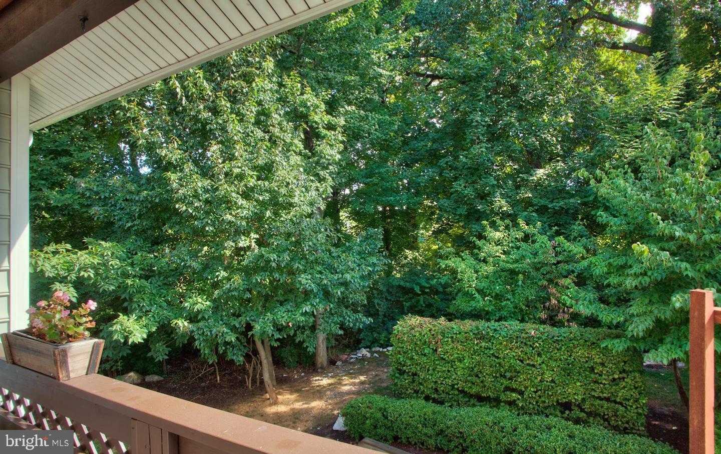 10198 Oakton Terrace Rd photo 11