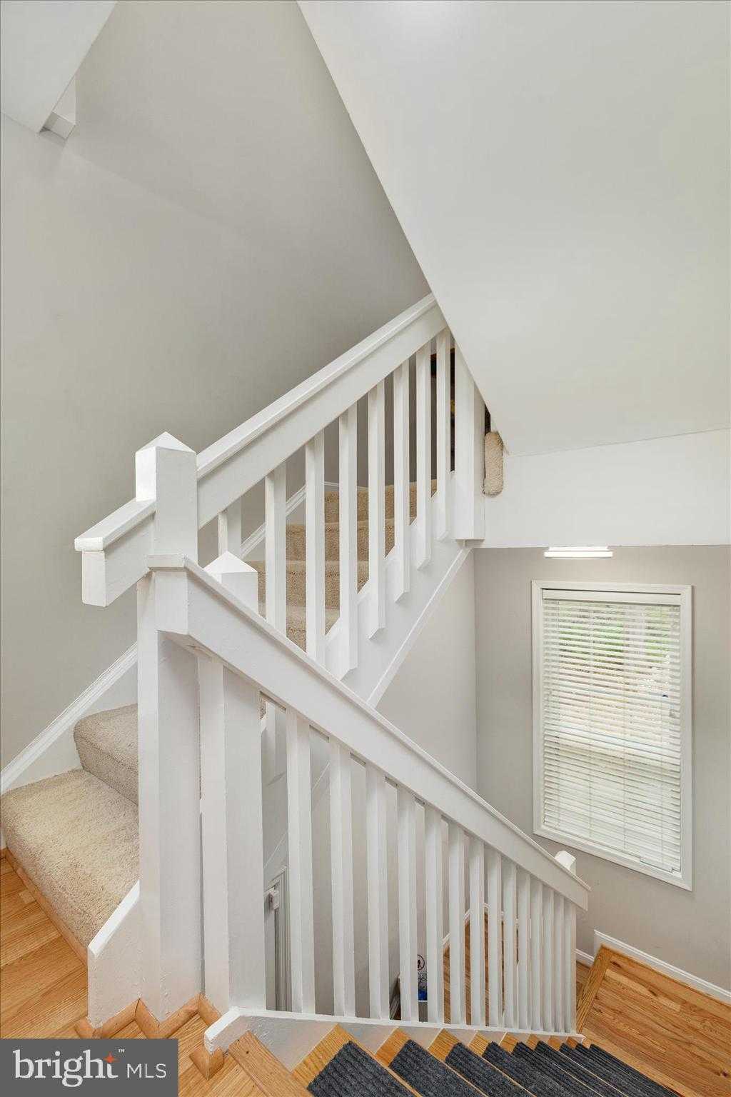 10198 Oakton Terrace Rd photo 6