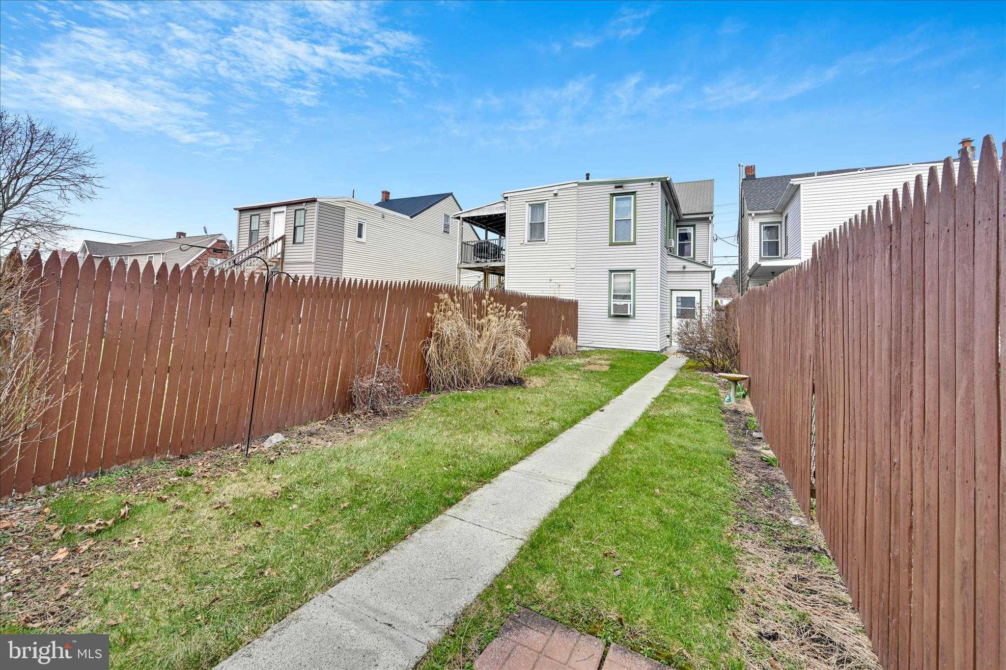 2210 Lehman St photo 30