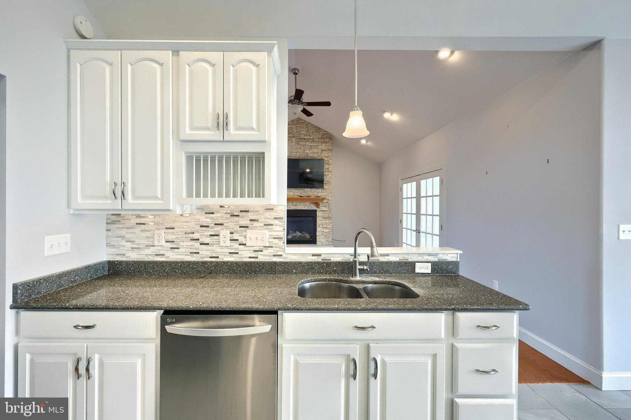 16 Hines Dr photo 33