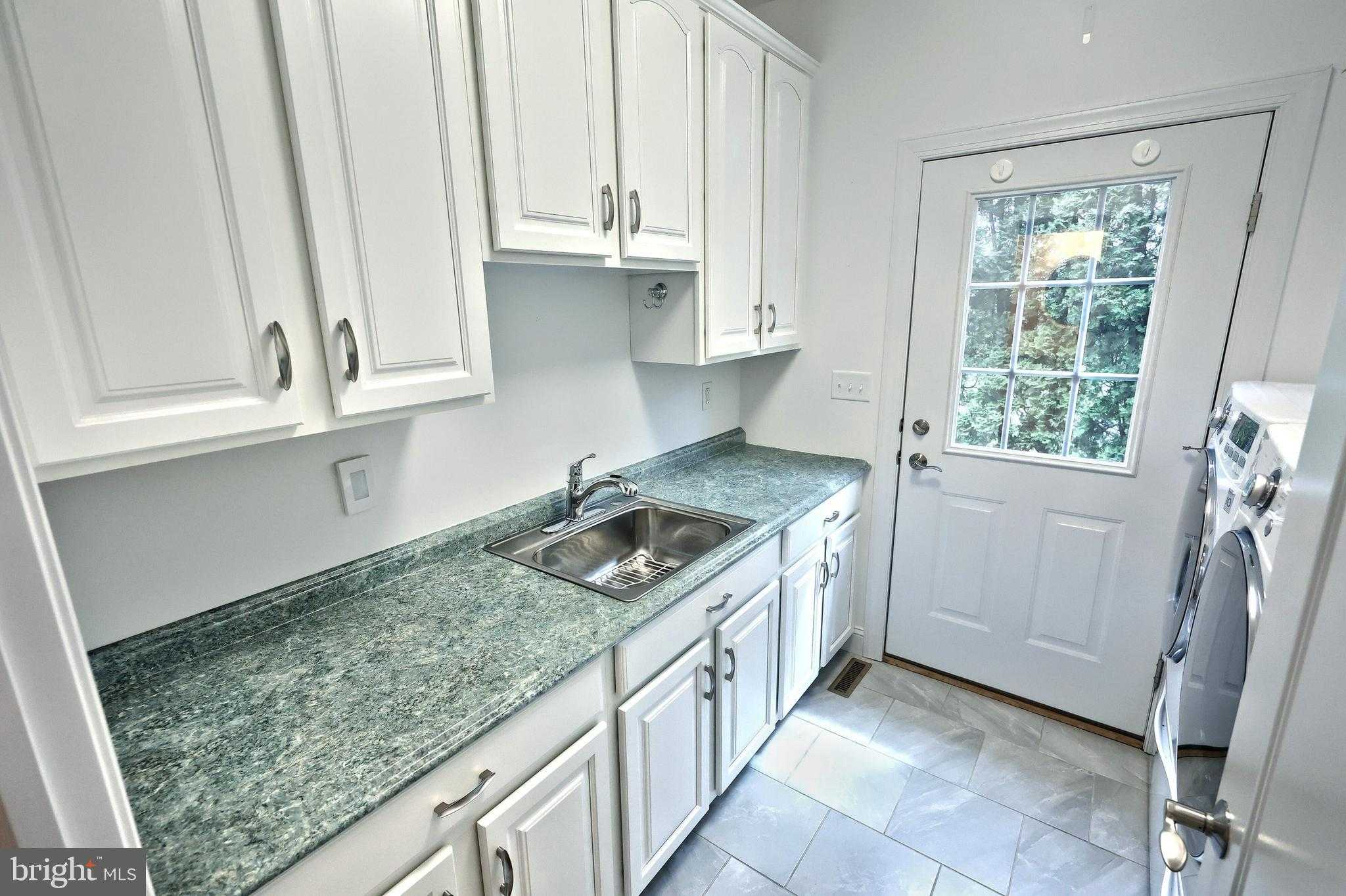 16 Hines Dr photo 68