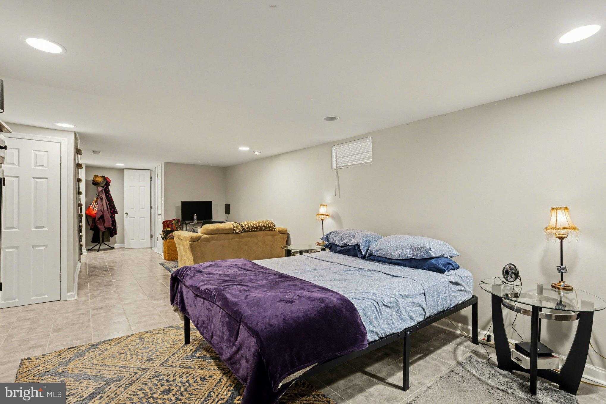 4300 Berger Ave photo 23