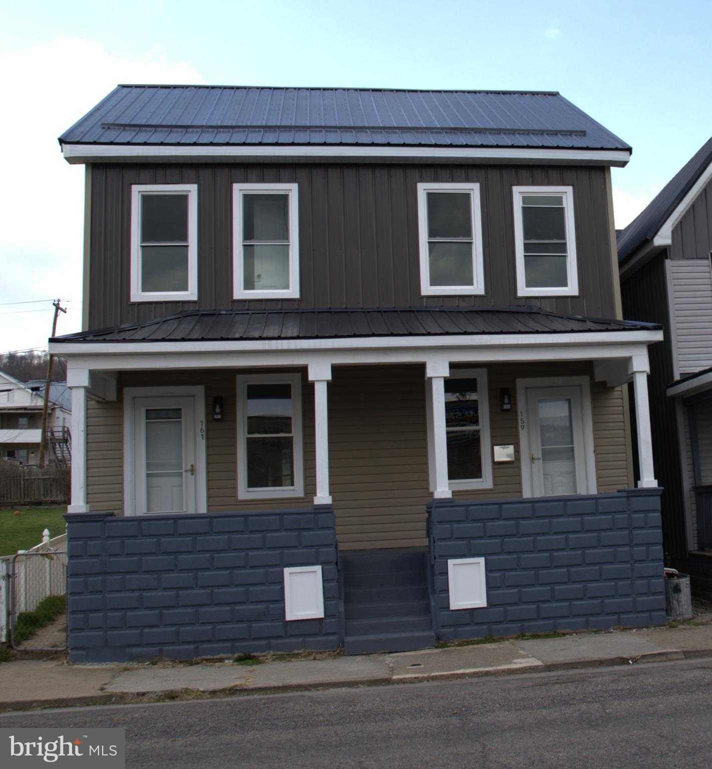 159 W 4th St photo 46