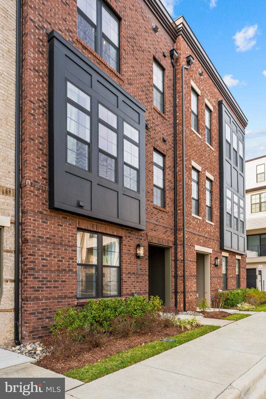 43433 Wilcox Ter photo 2