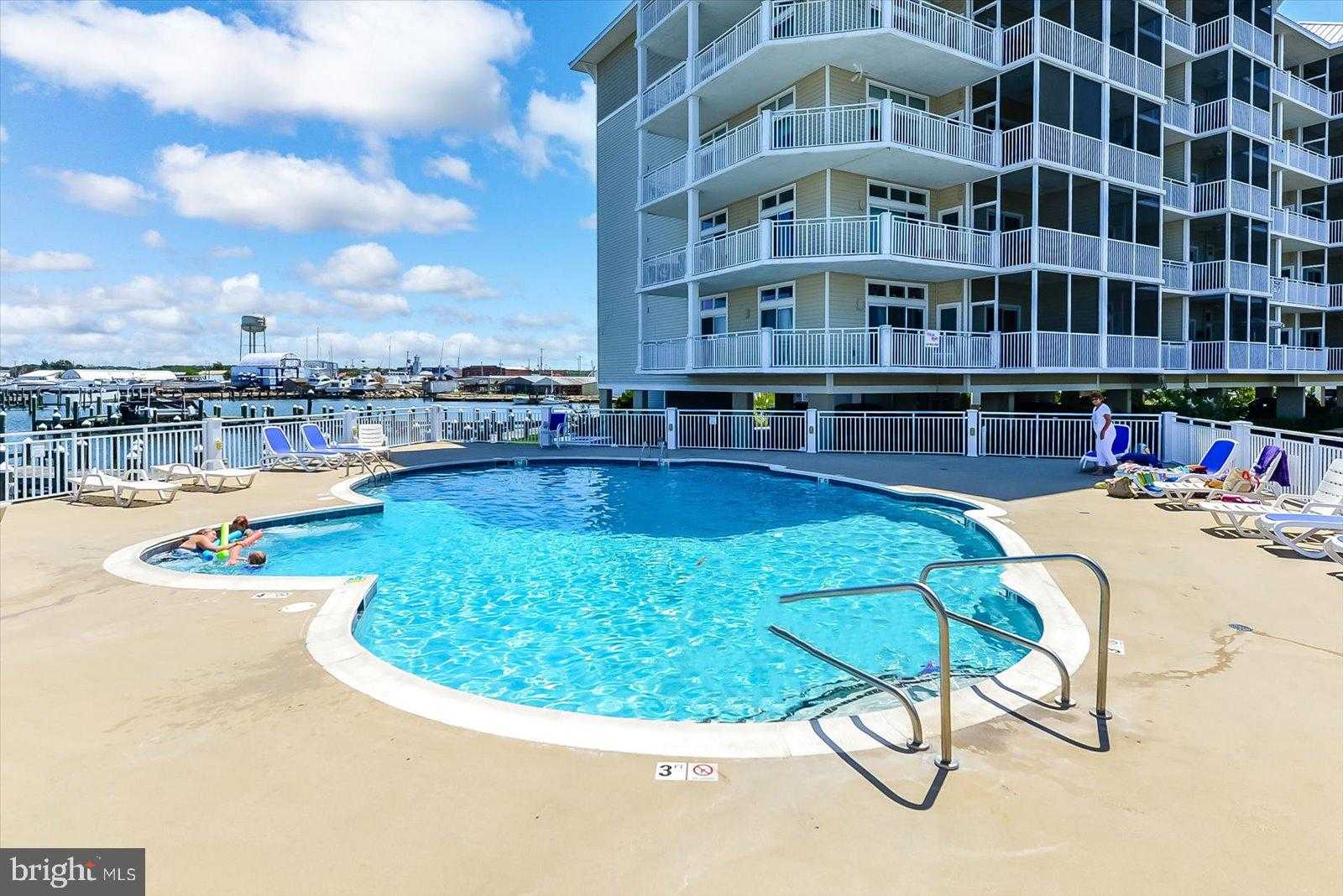 103 Williams St Unit 617 photo 70