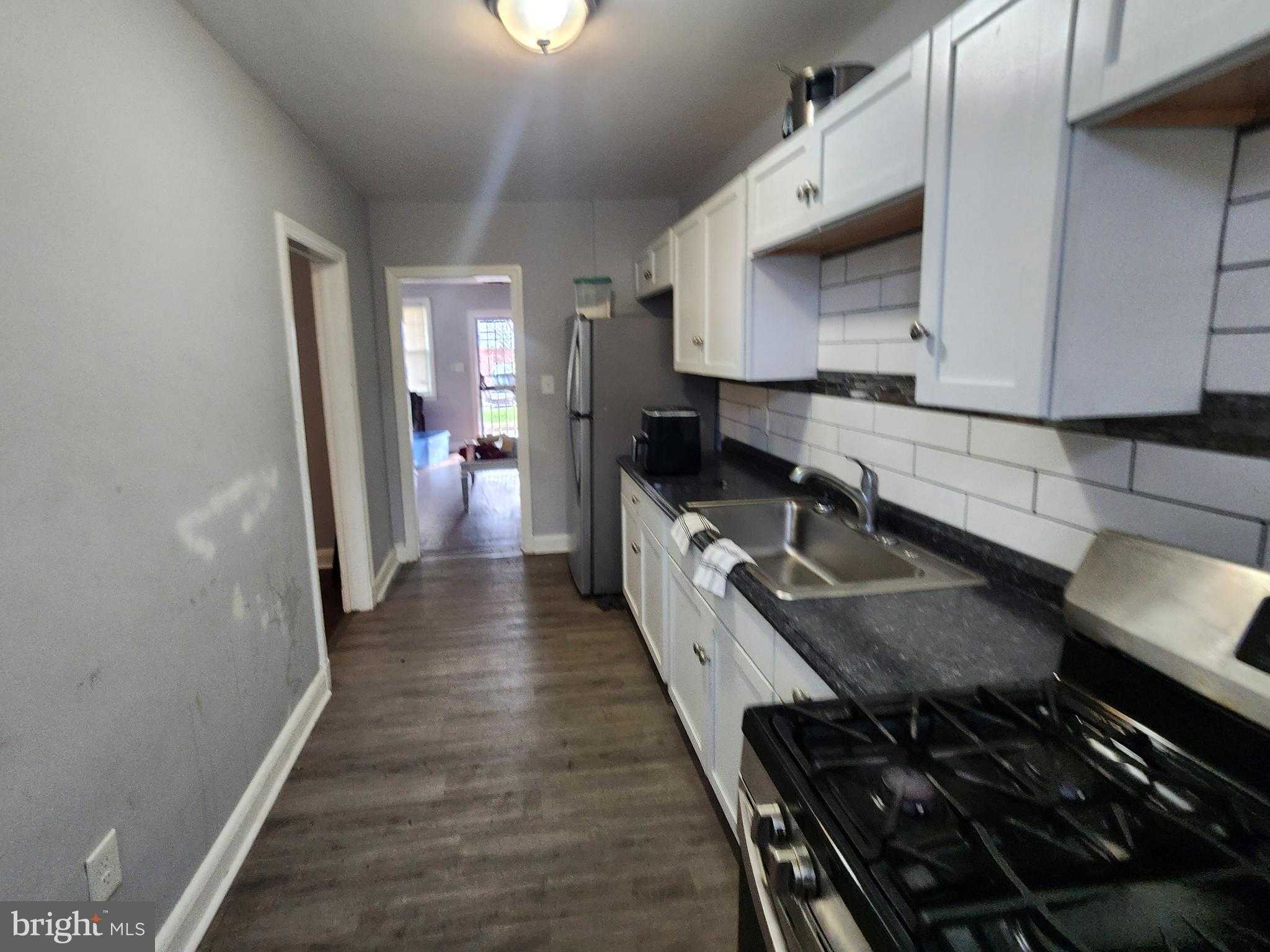 1310 Edison Hwy photo 9