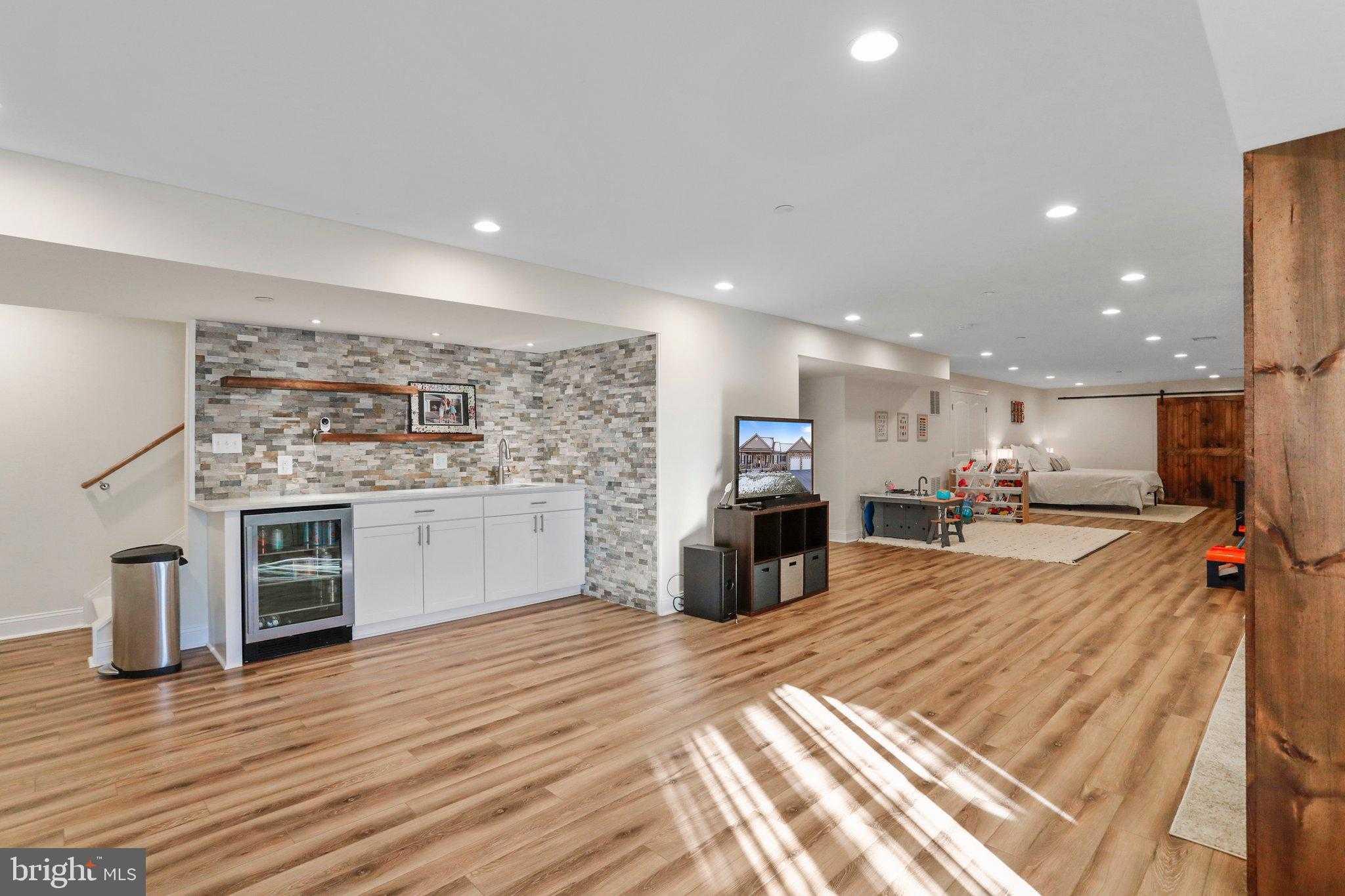 19115 Red Maple Dr photo 38