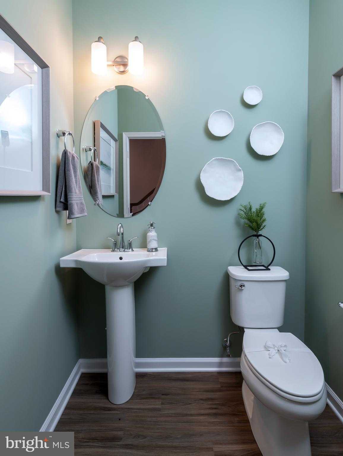 217 Capri Dr photo 9