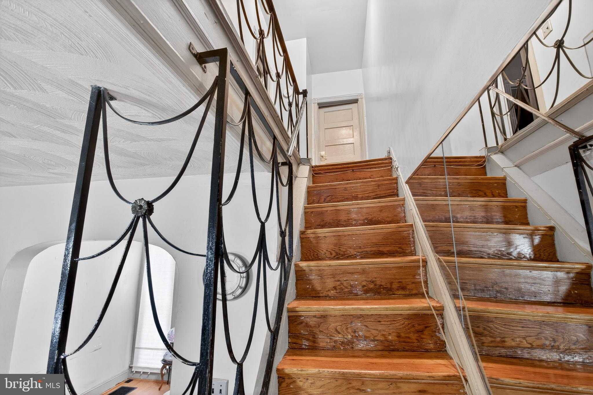 1435 N Redfield St photo 13