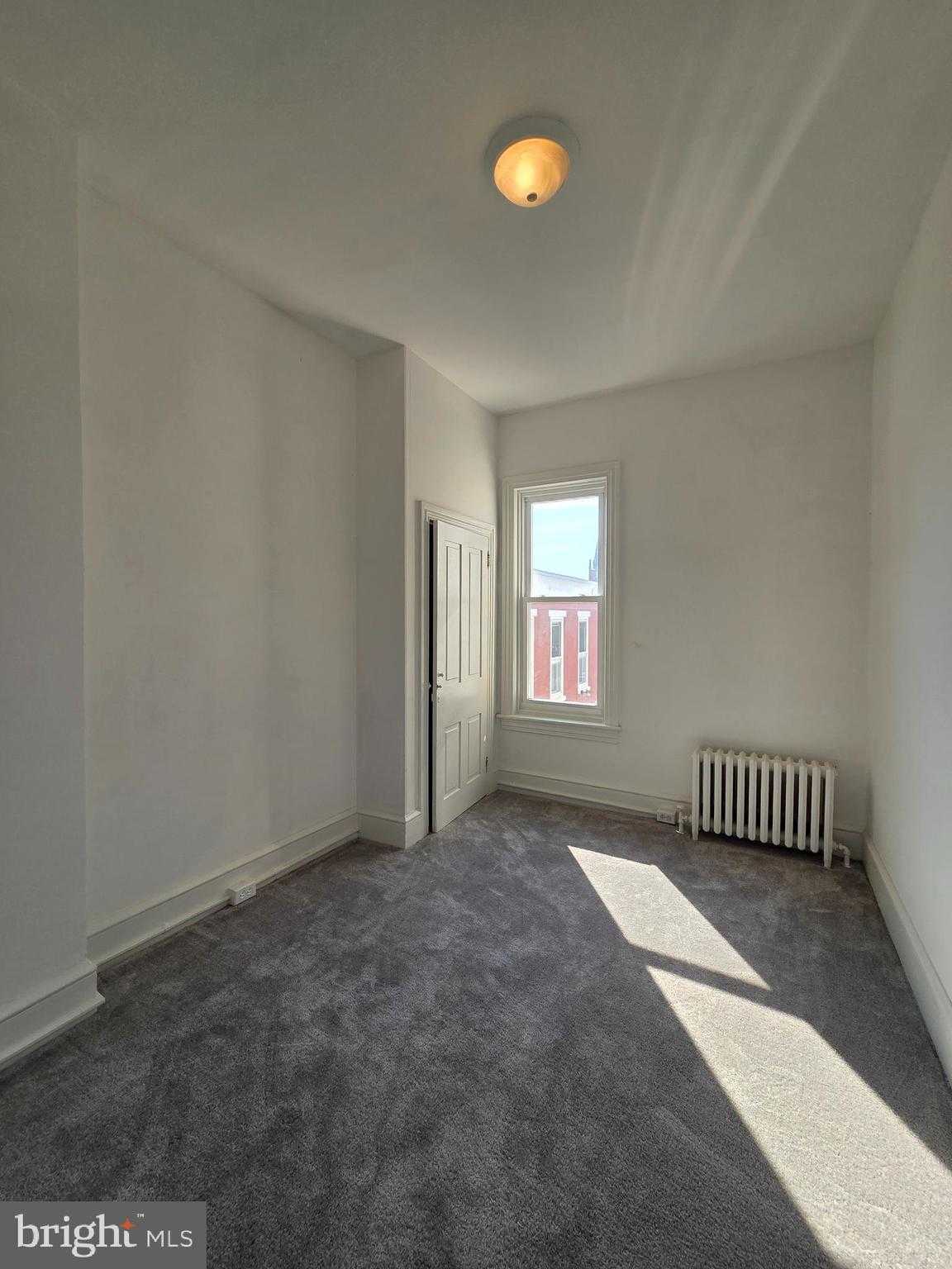 232 S 13th St photo 19