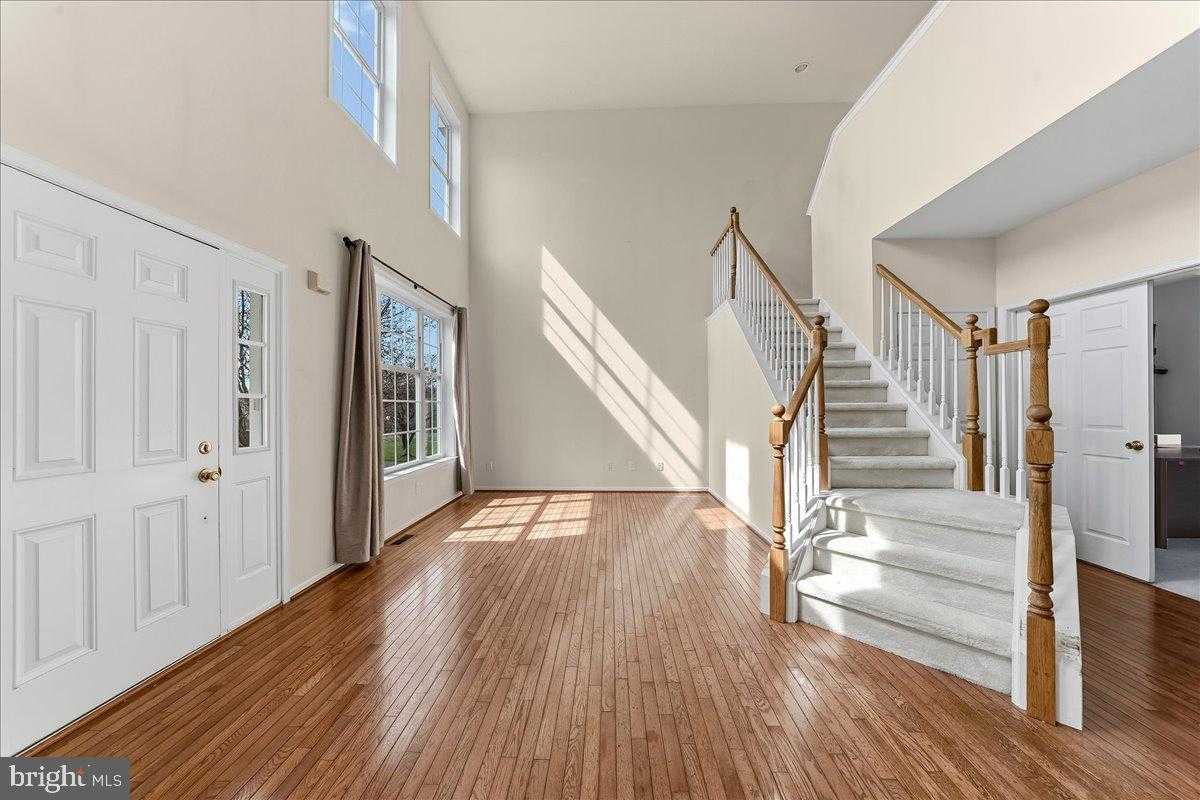 200 Ferguson St photo 5