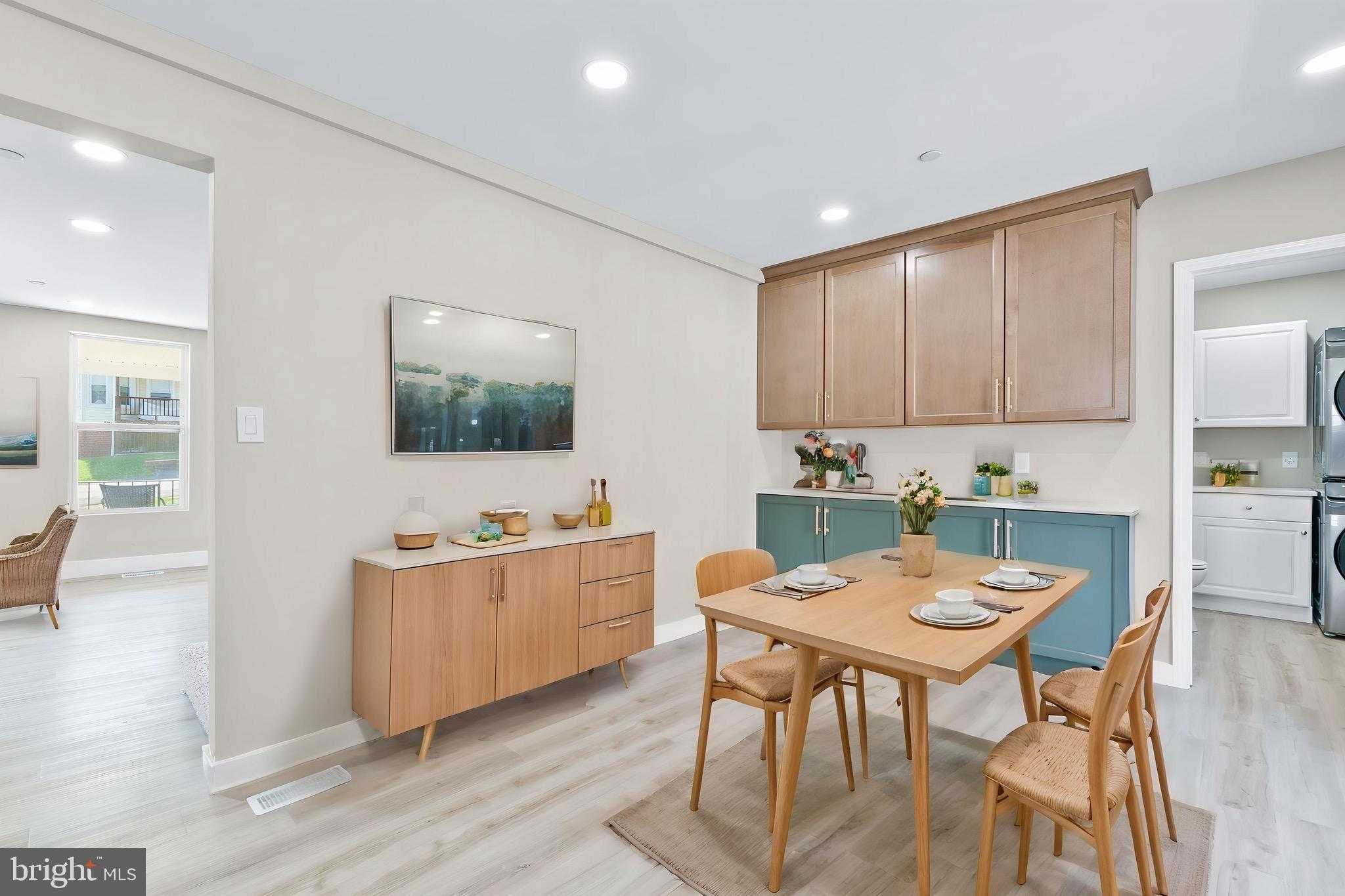 11 Baker Ave photo 15