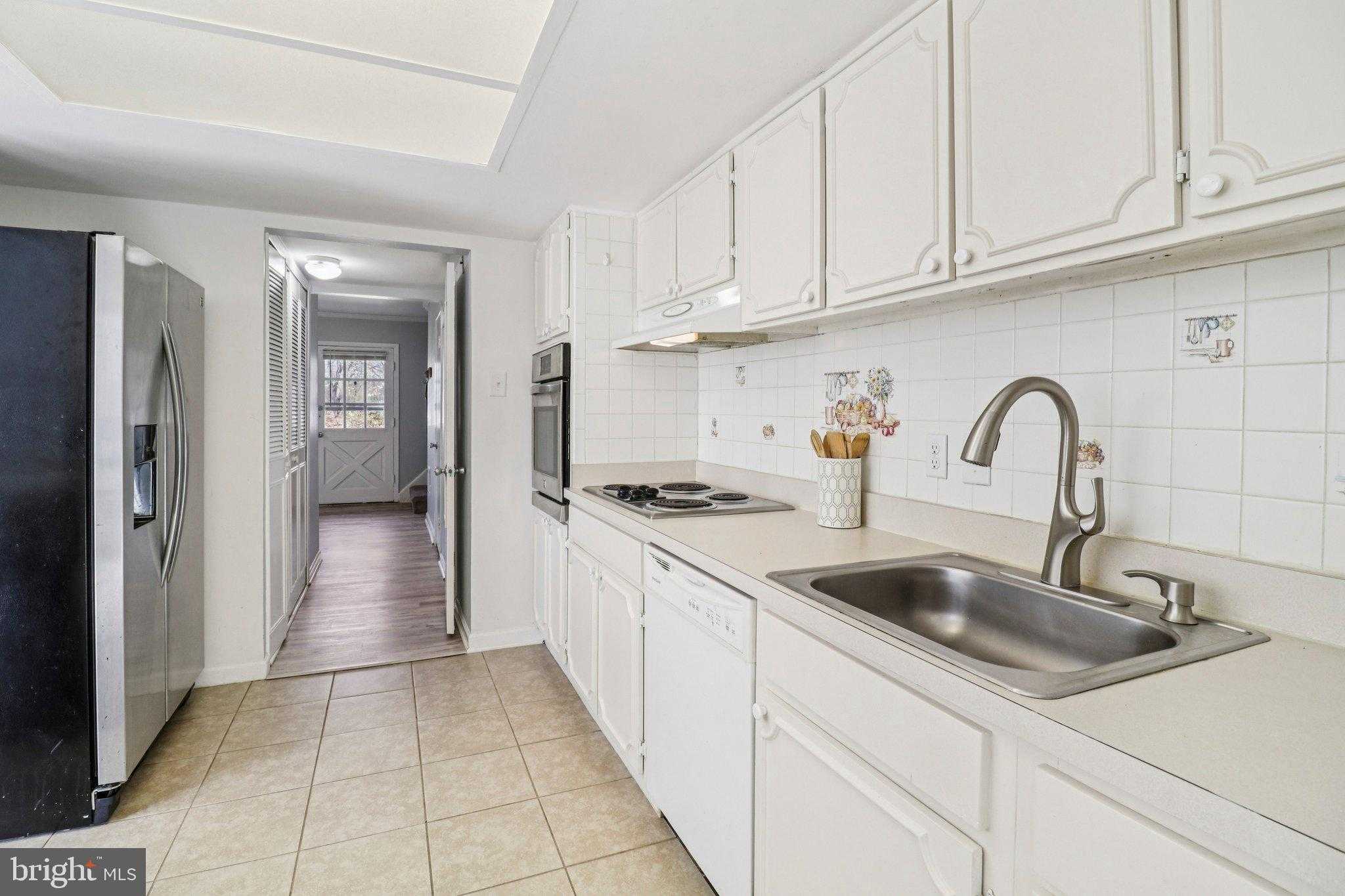 12705 Marquette Ln photo 14