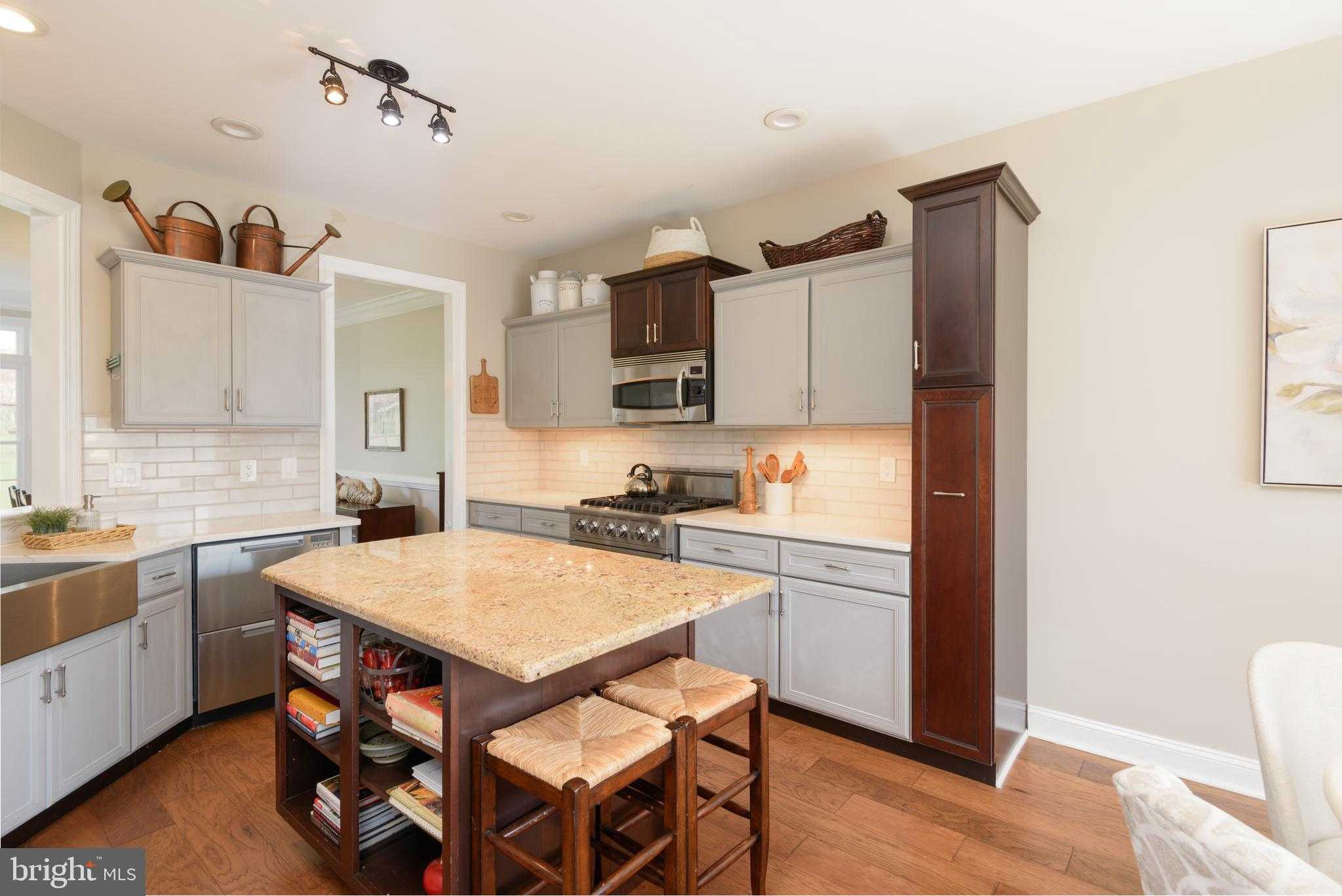 413 Homestead Dr photo 14