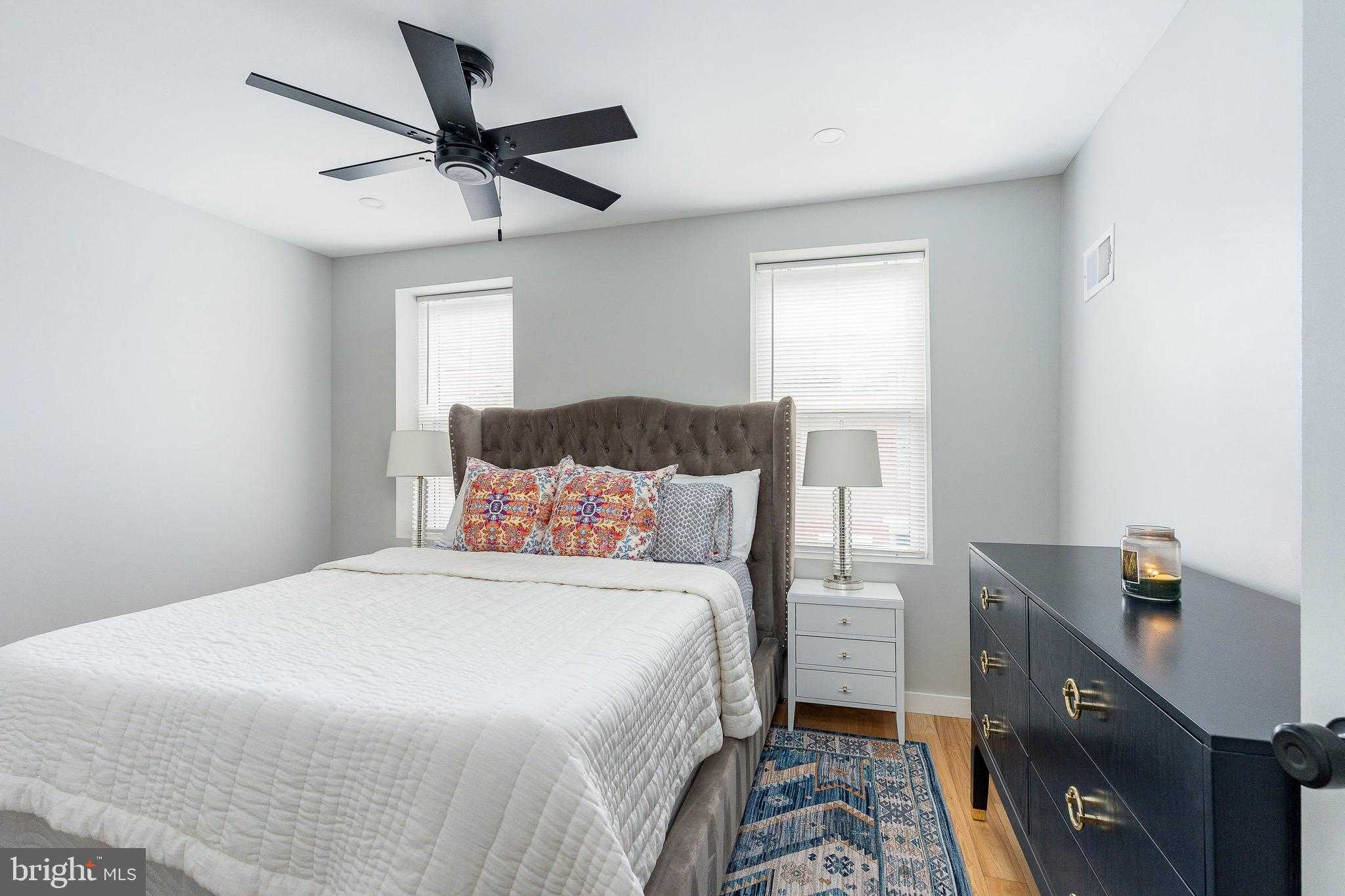 1805 Webster St photo 20