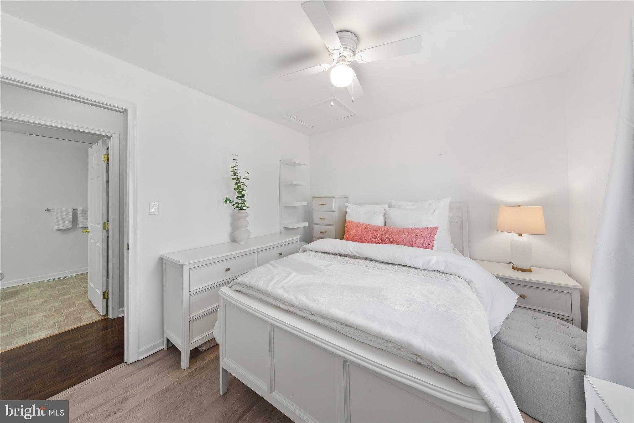 2032 Pondtown Rd photo 20