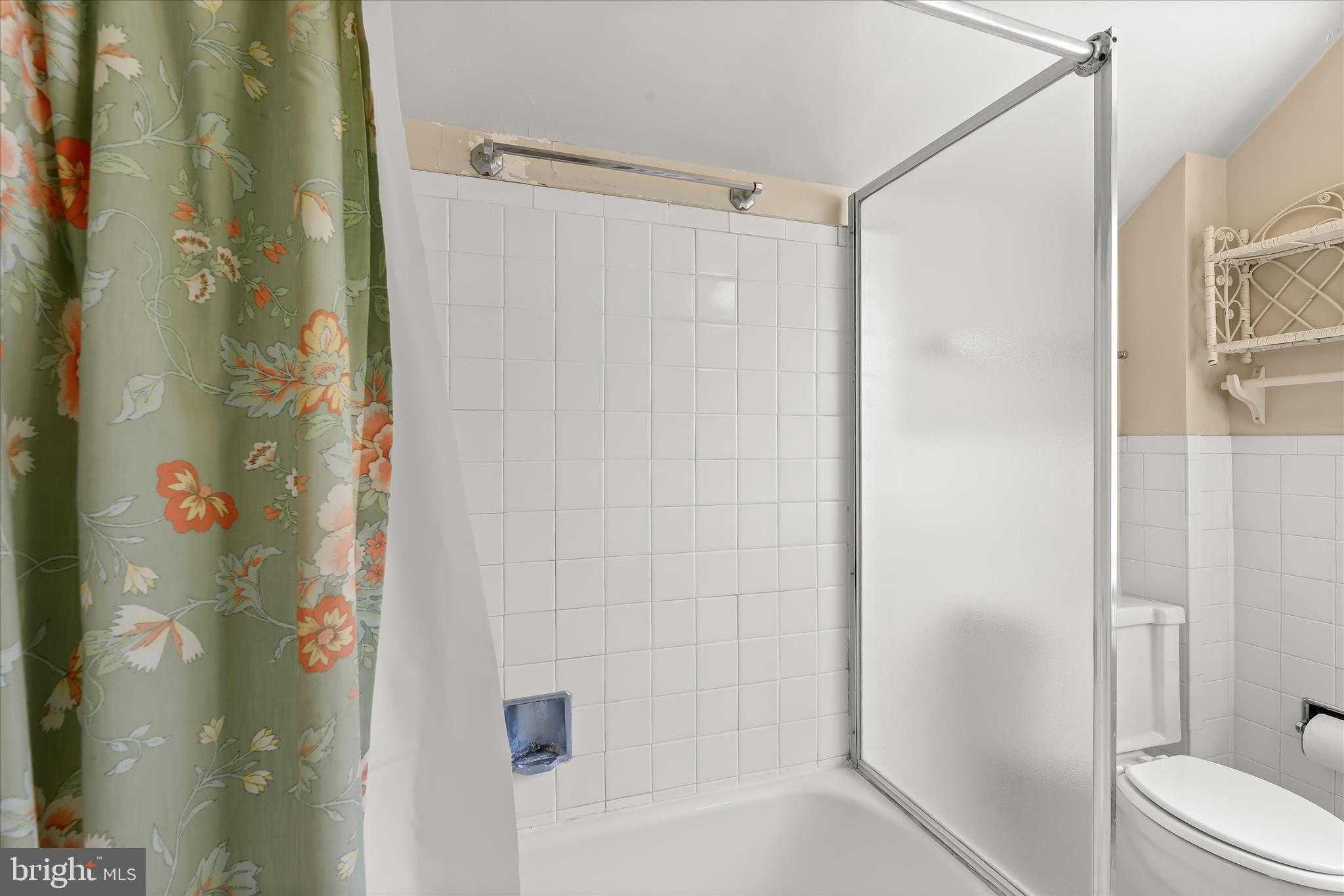 4607 Drexel Rd photo 23