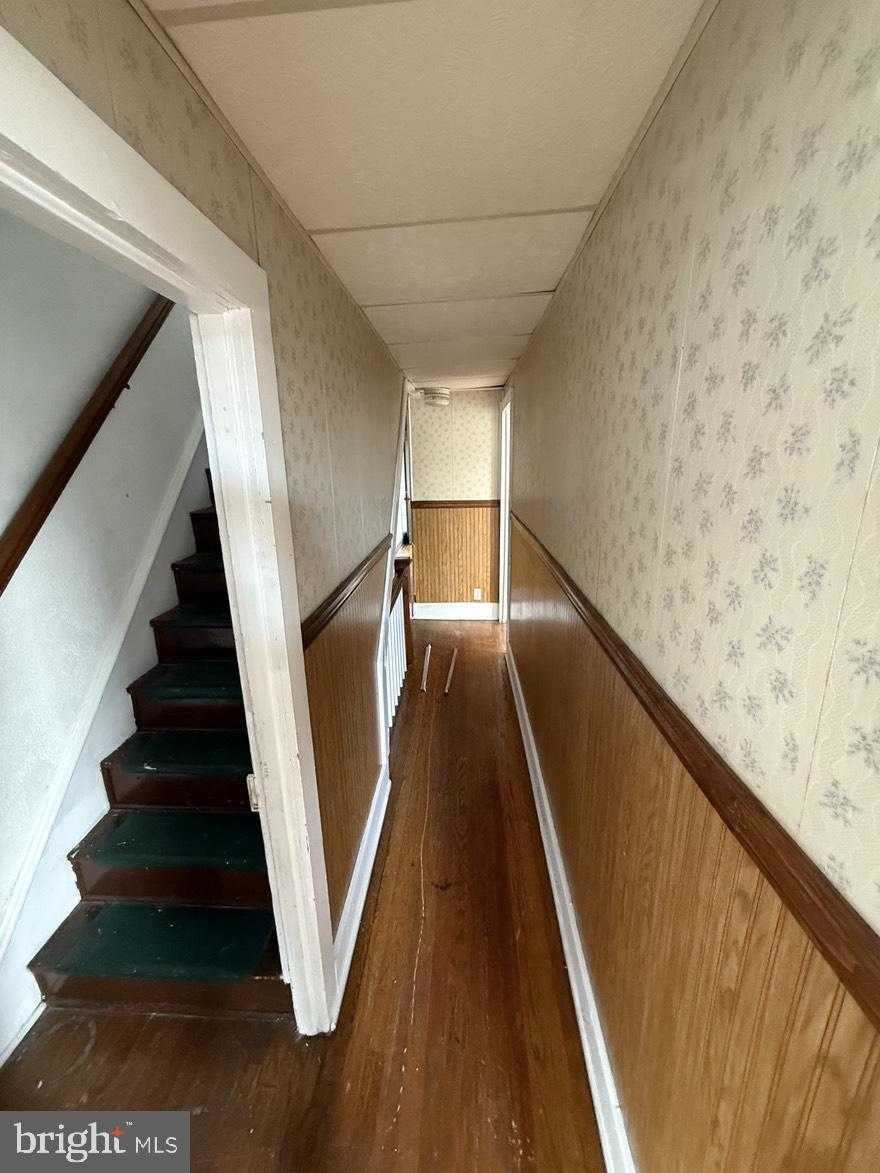 119 N Grant St photo 11