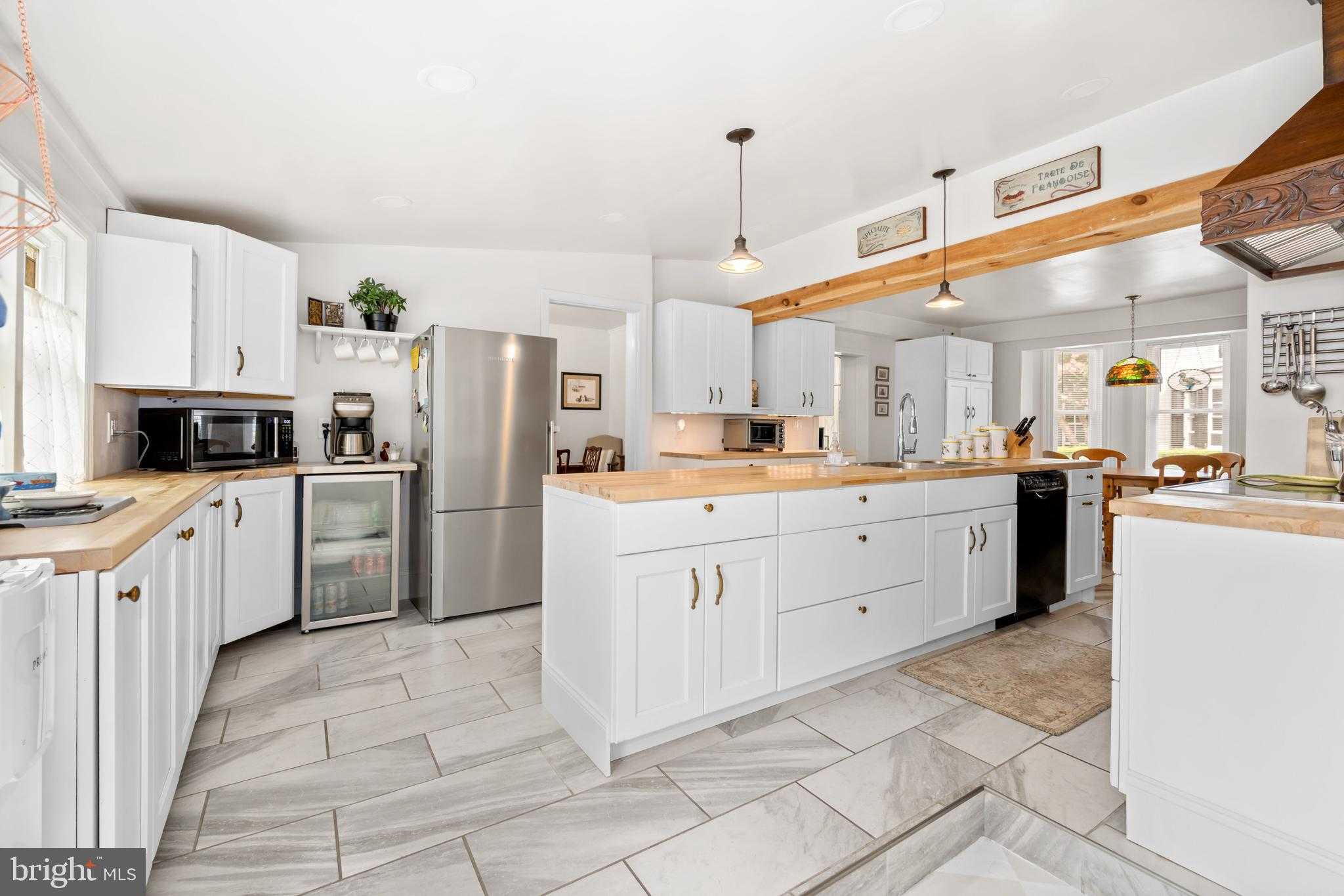 110 N Morris St photo 24