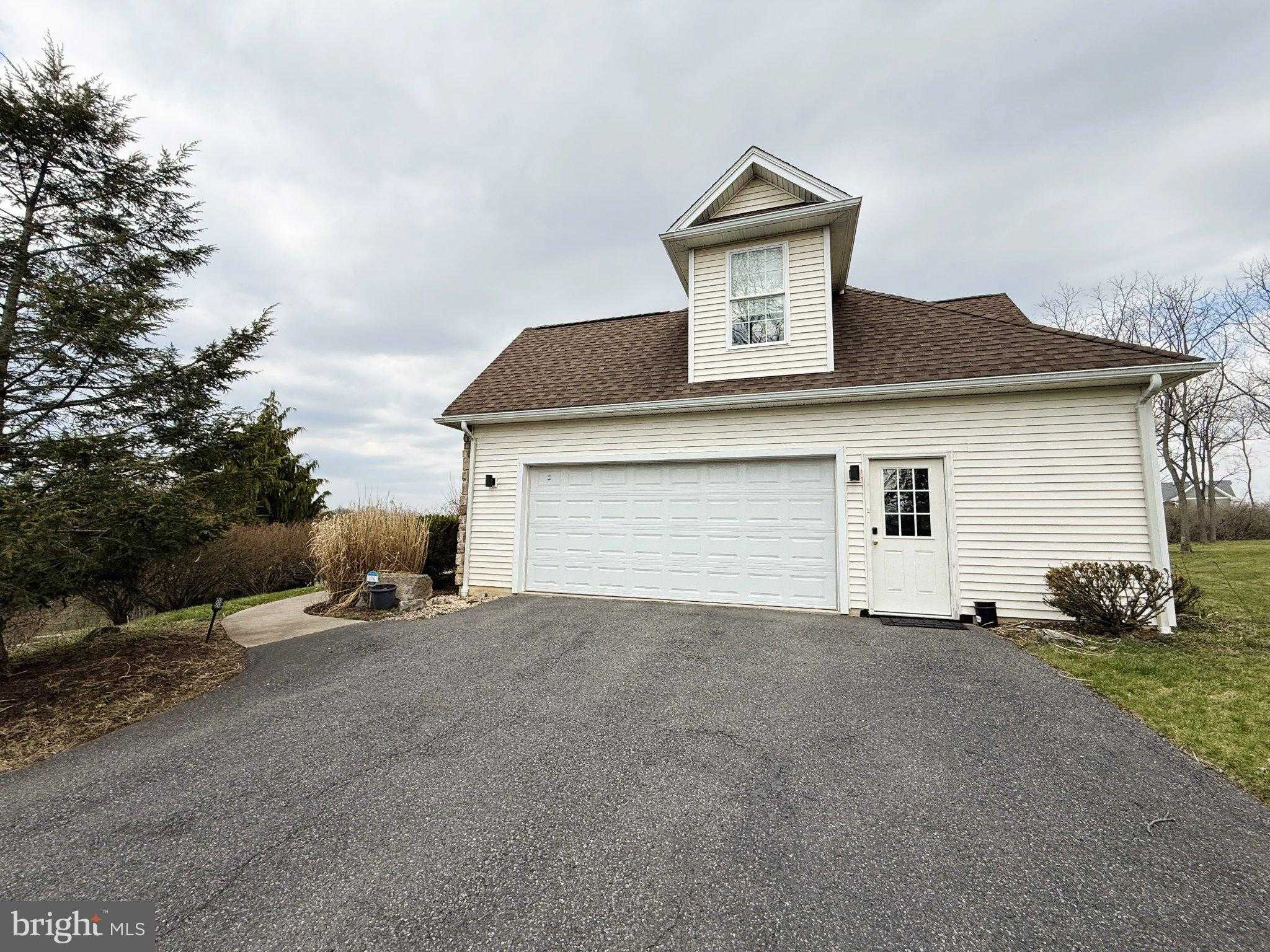 248 Ivy Hill Dr photo 3