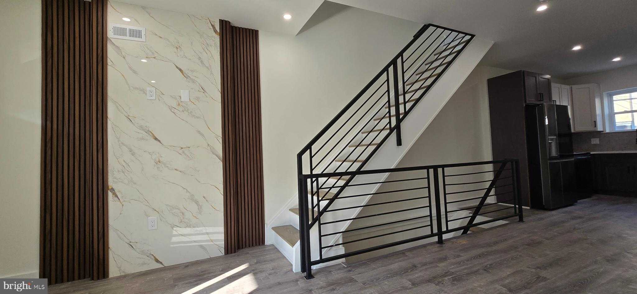 1839 S Taylor St photo 6