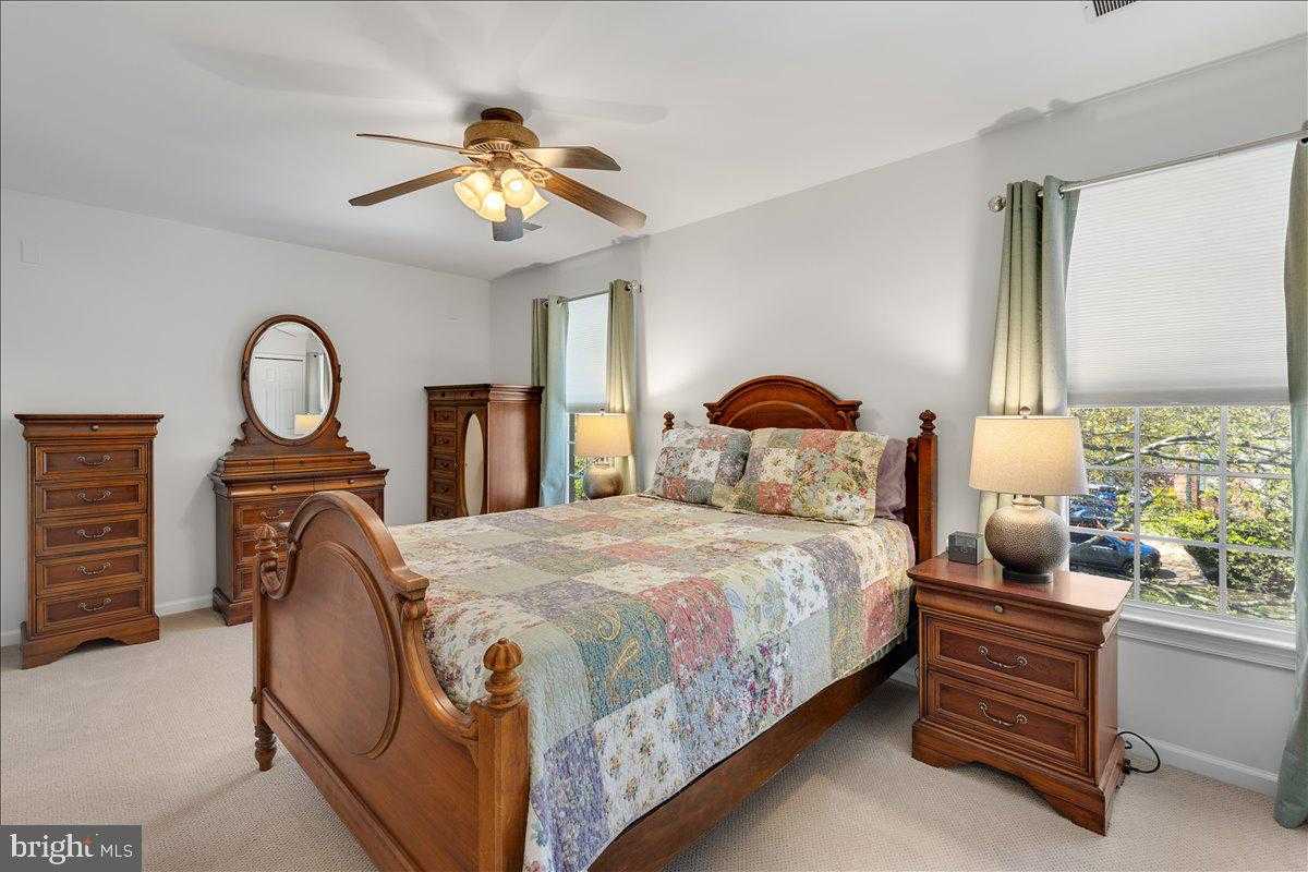 734 Hetzel Ter SE photo 27