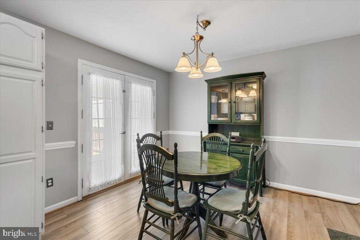 734 Hetzel Ter SE photo 9