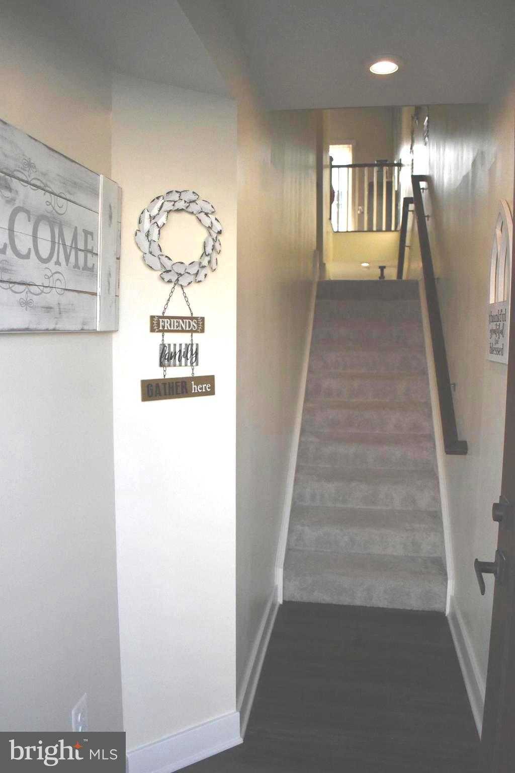 118 Twinleaf Way photo 4