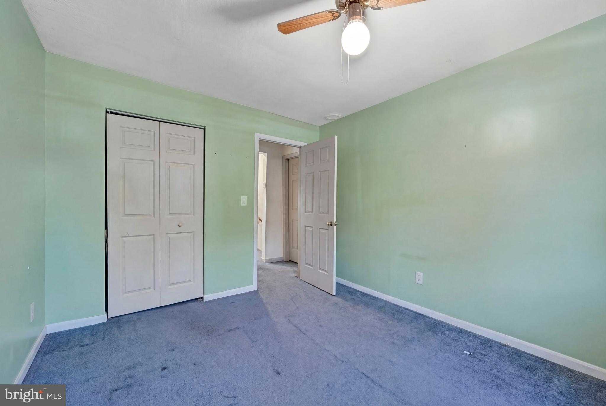 46 E Main St photo 14