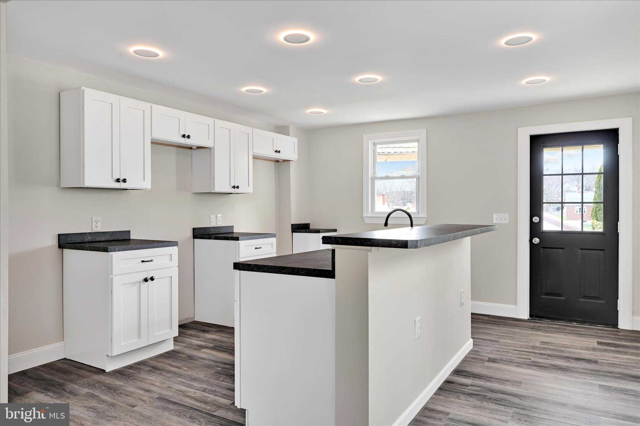 233 Minersville St photo 12