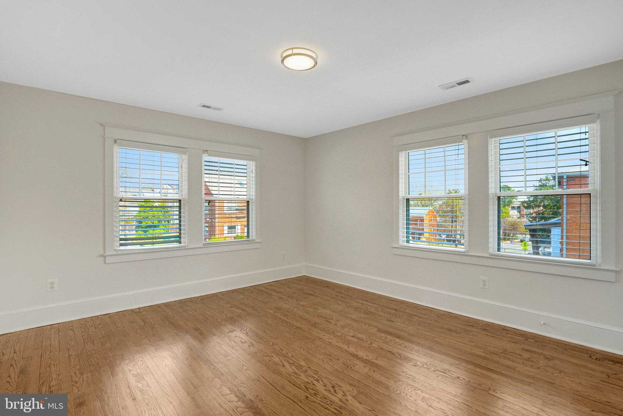 2612 N Pershing Dr photo 41