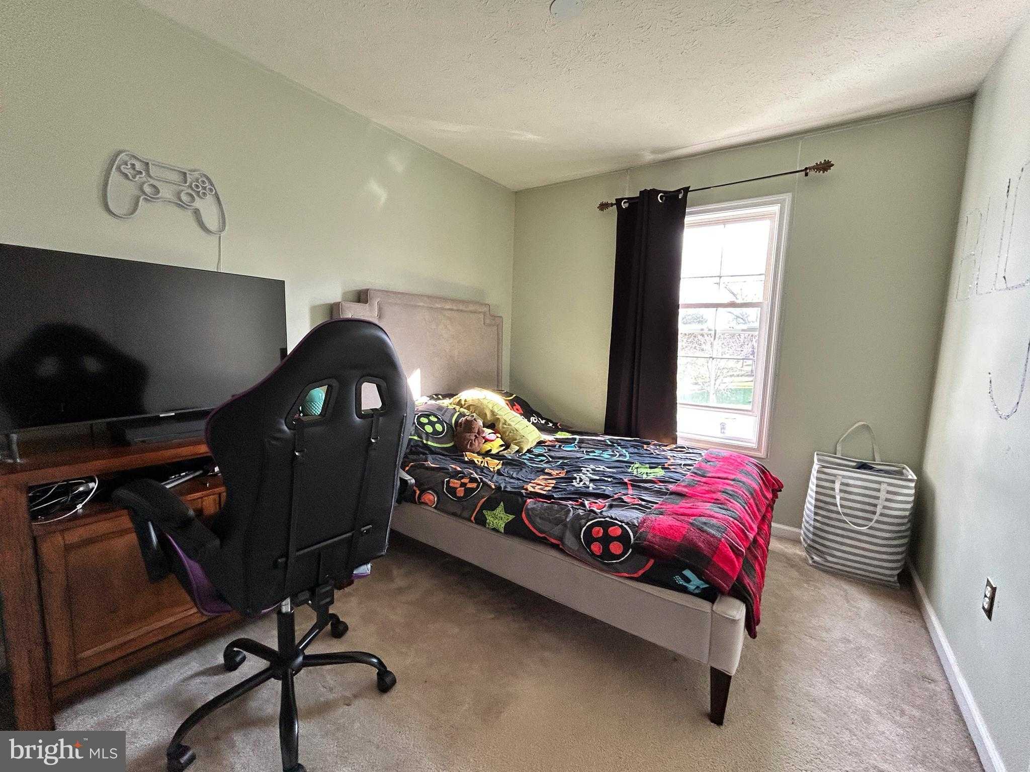 60 Wendover Dr photo 23