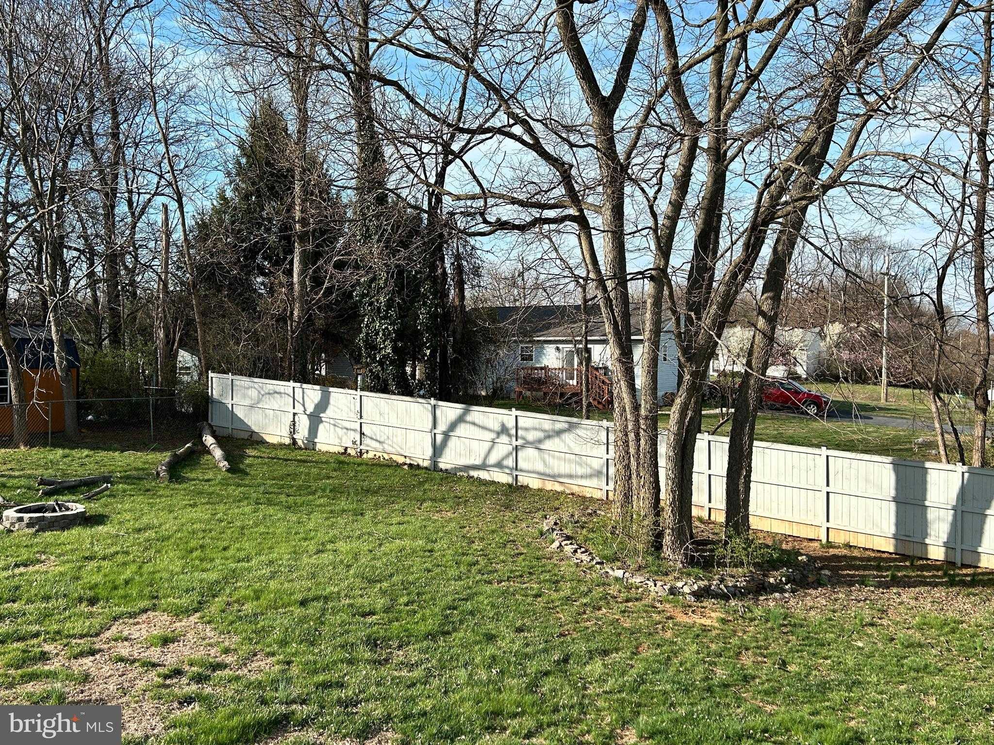 60 Wendover Dr photo 39