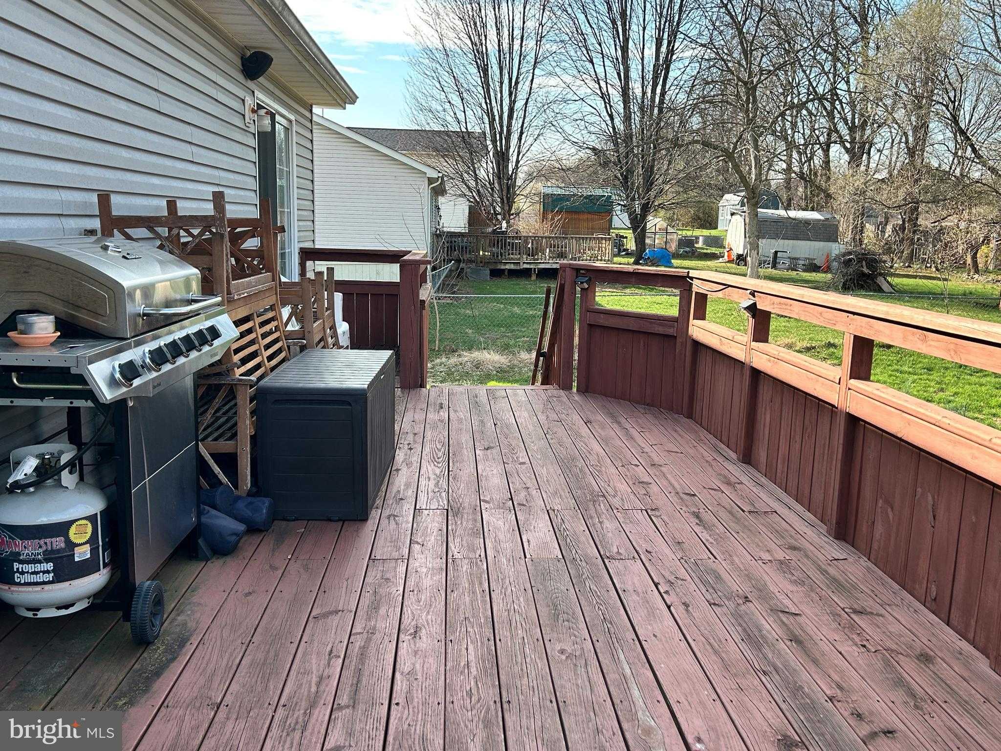 60 Wendover Dr photo 43