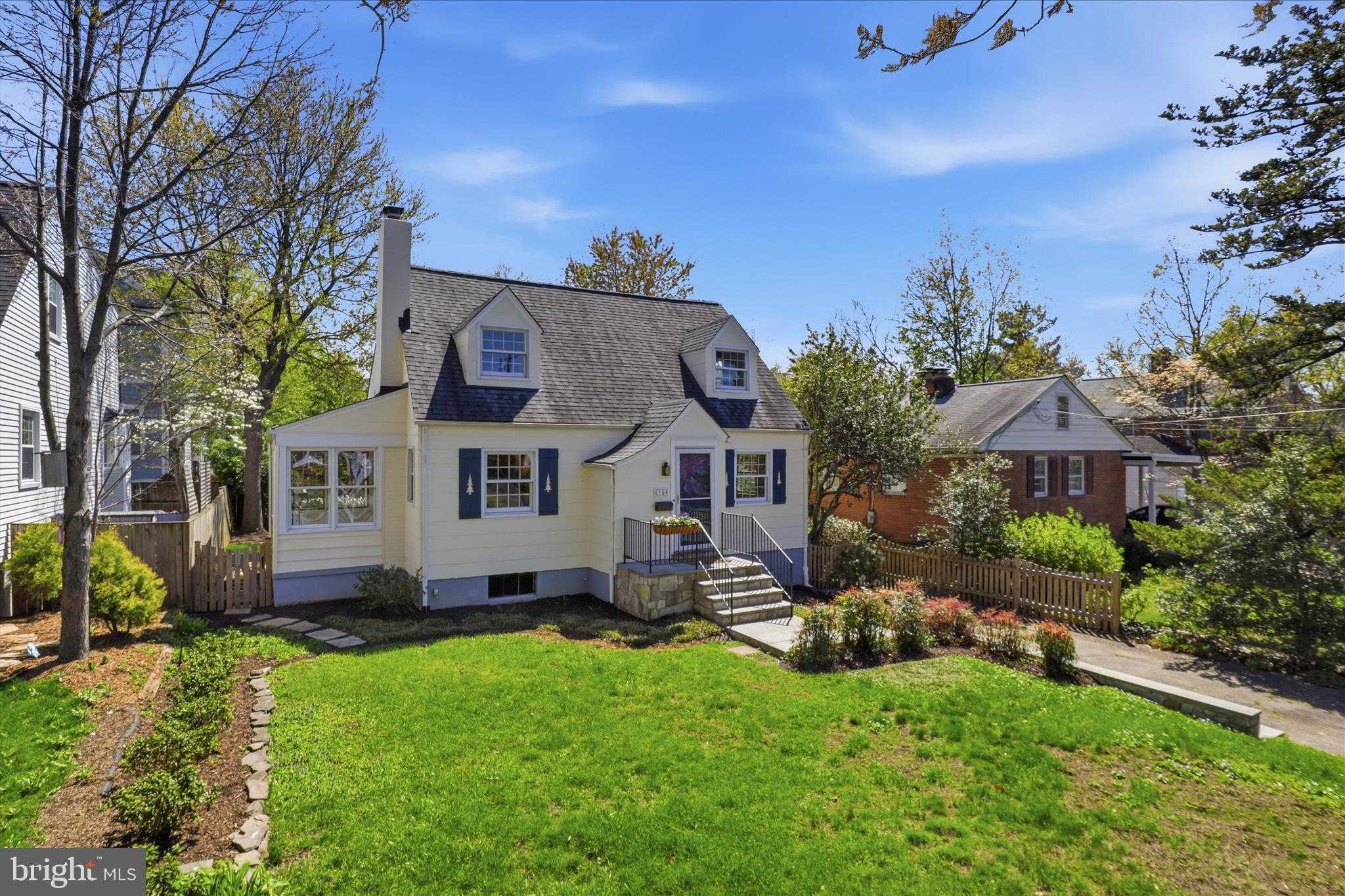 5104 26th St N photo 3